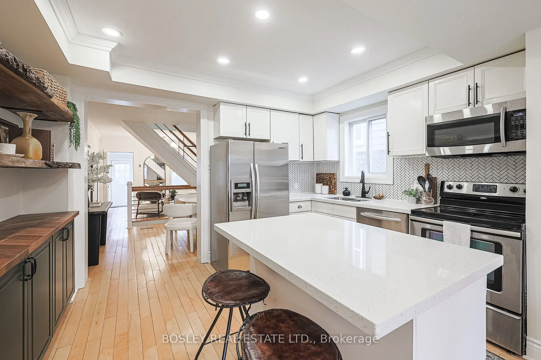 245 Kenilworth Avenue