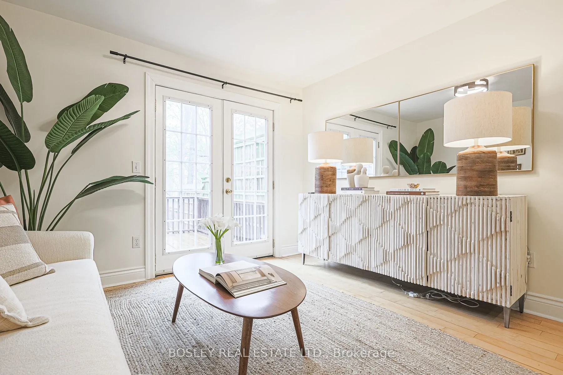 245 Kenilworth Avenue