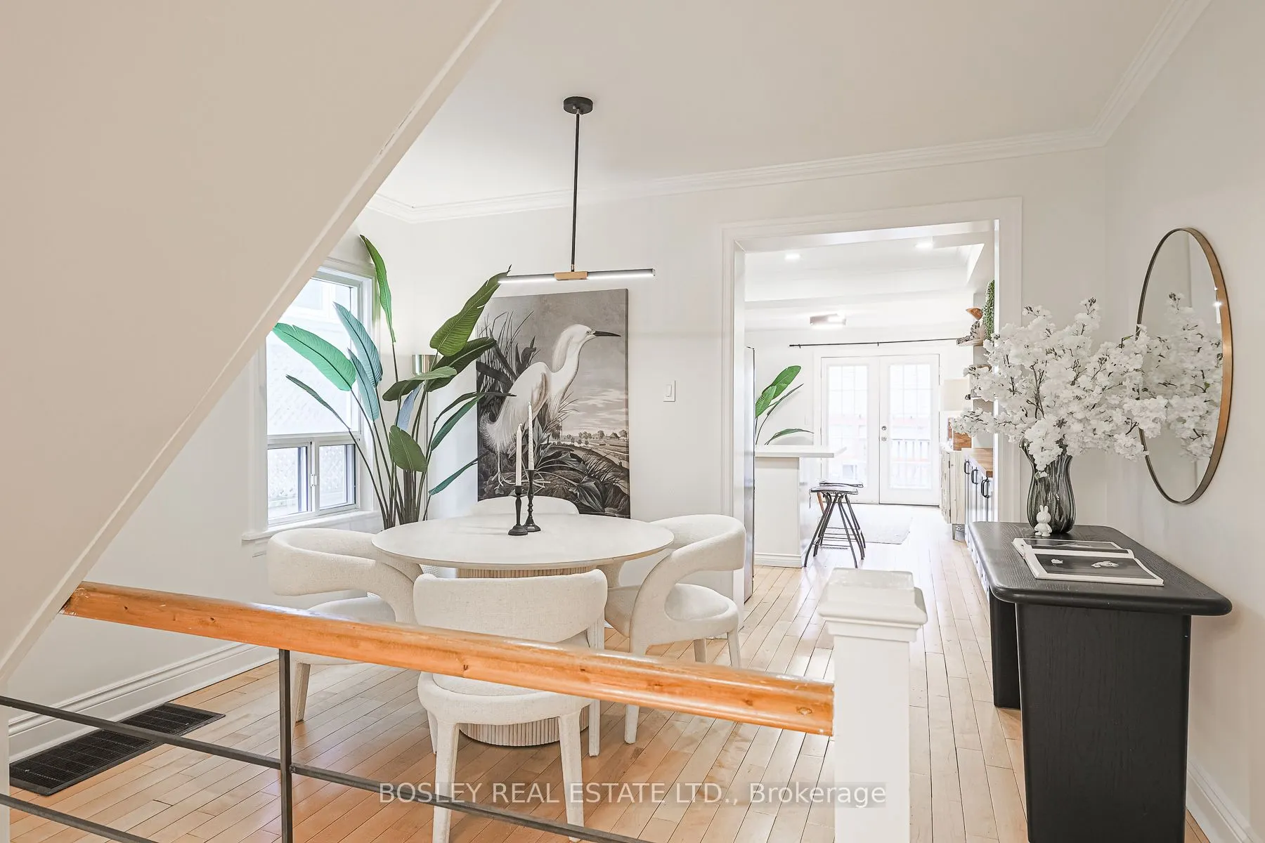 245 Kenilworth Avenue