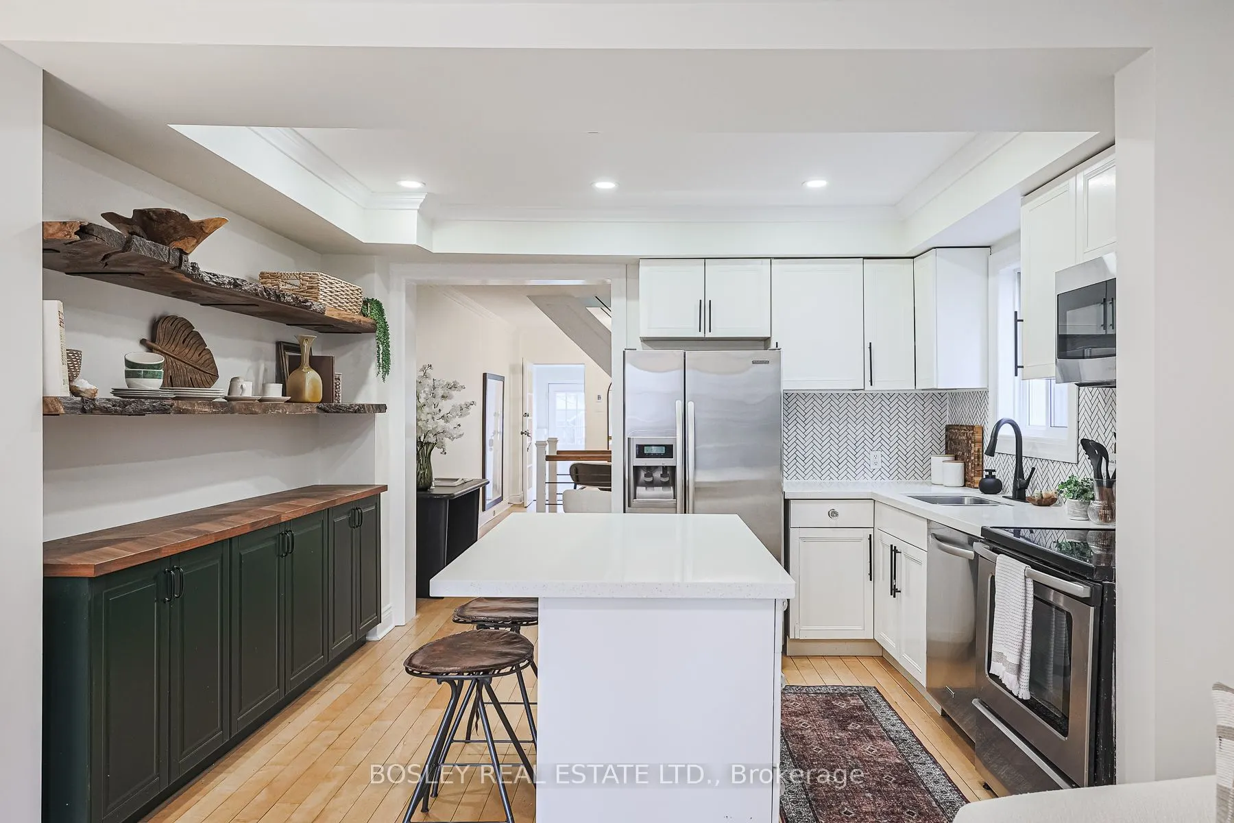 245 Kenilworth Avenue