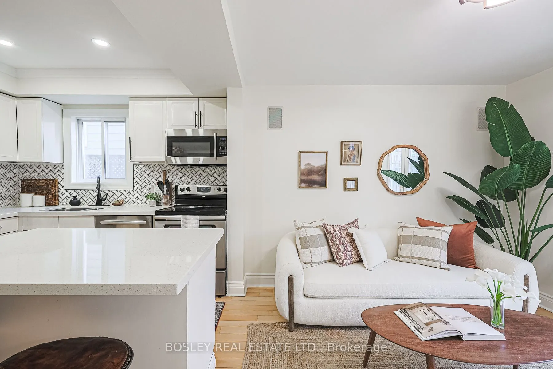 245 Kenilworth Avenue
