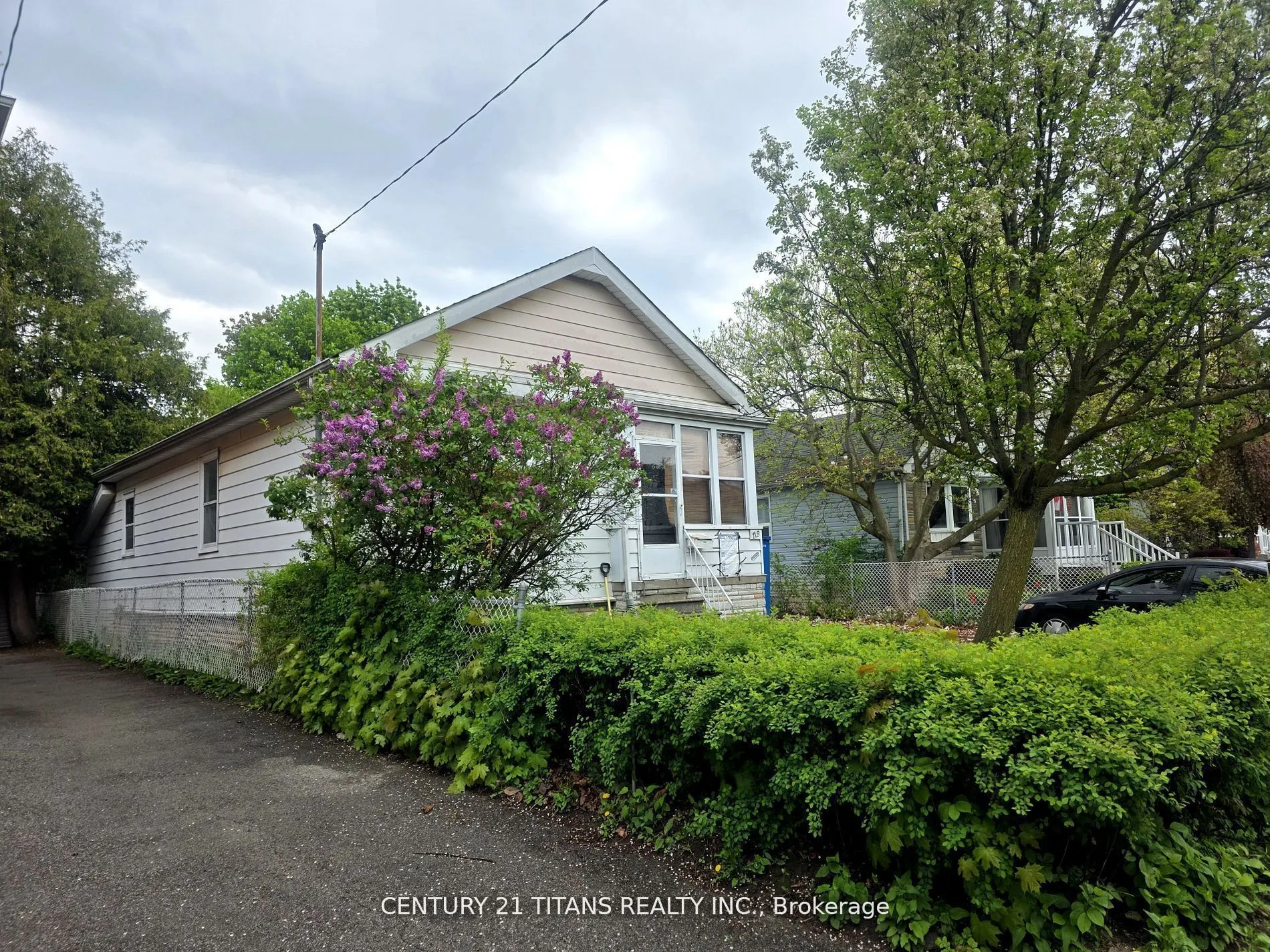 119 Heale Avenue