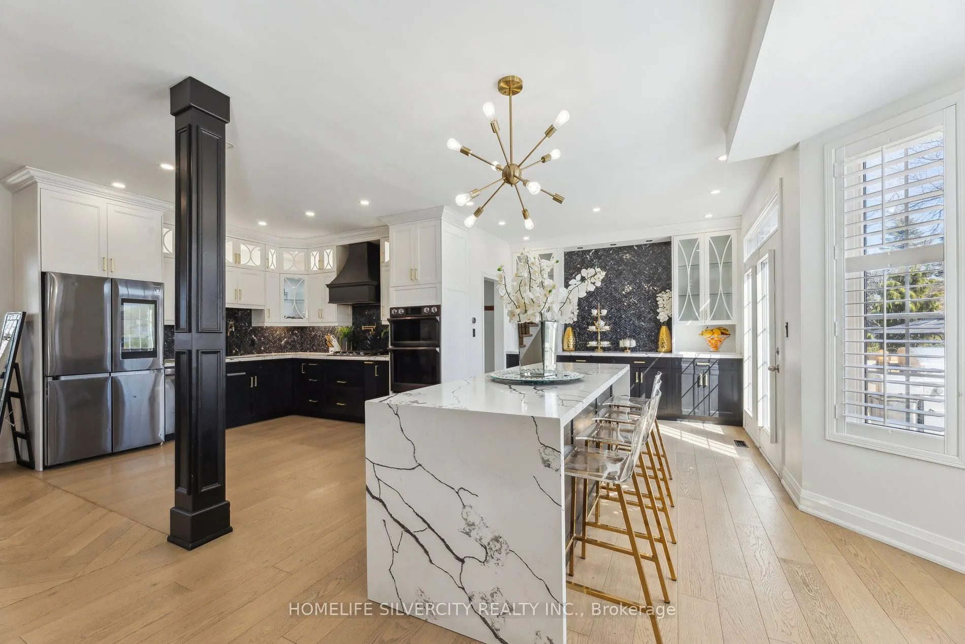 579 Faywood Crescent