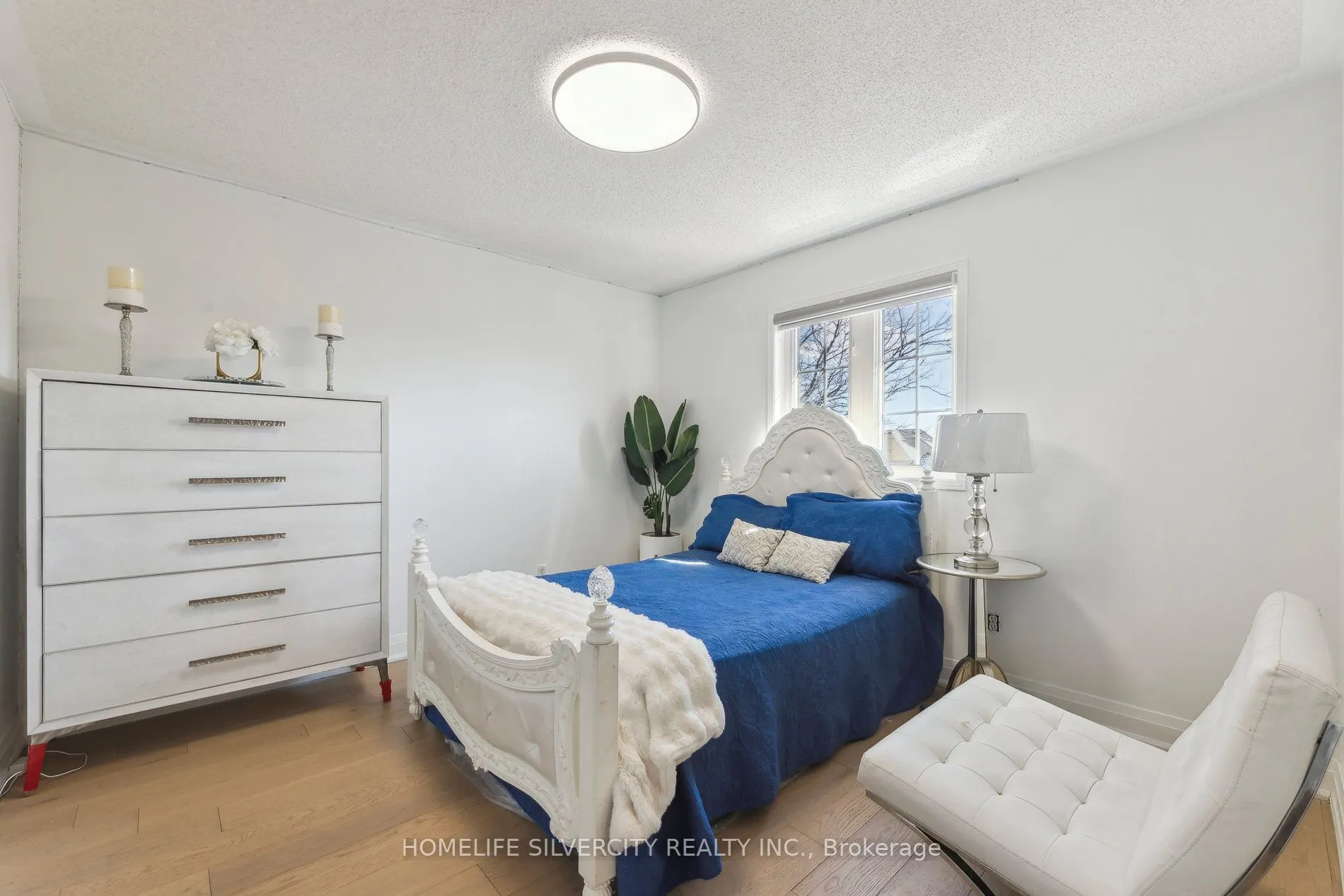 579 Faywood Crescent