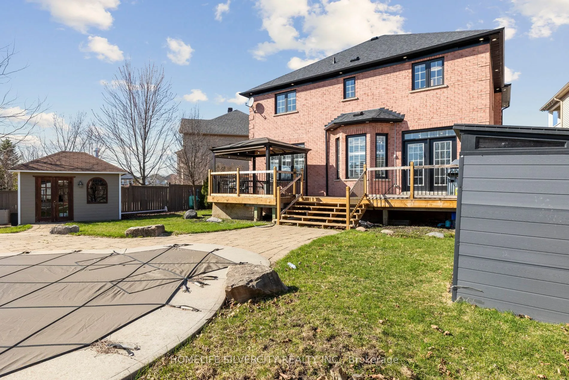 579 Faywood Crescent