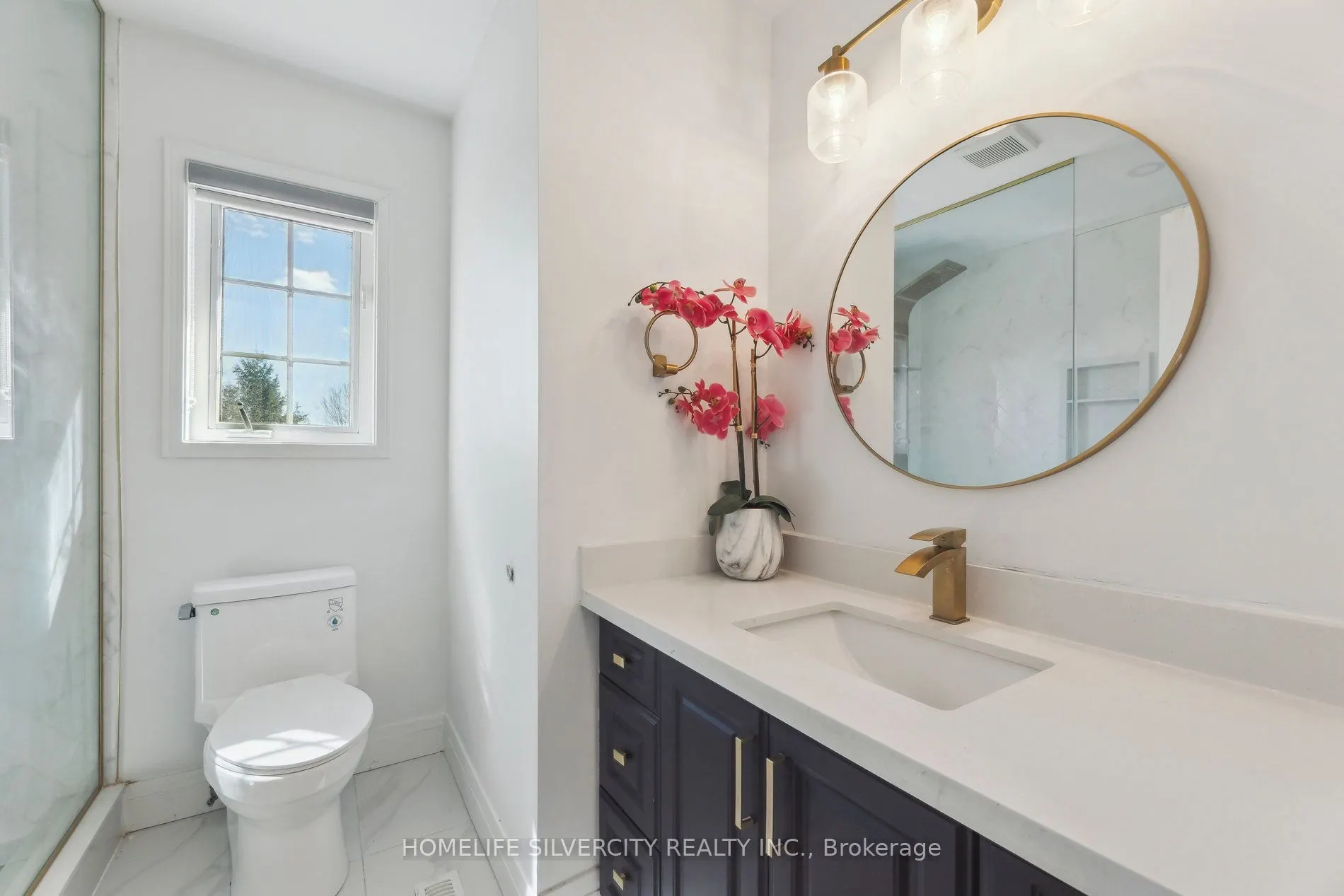 579 Faywood Crescent