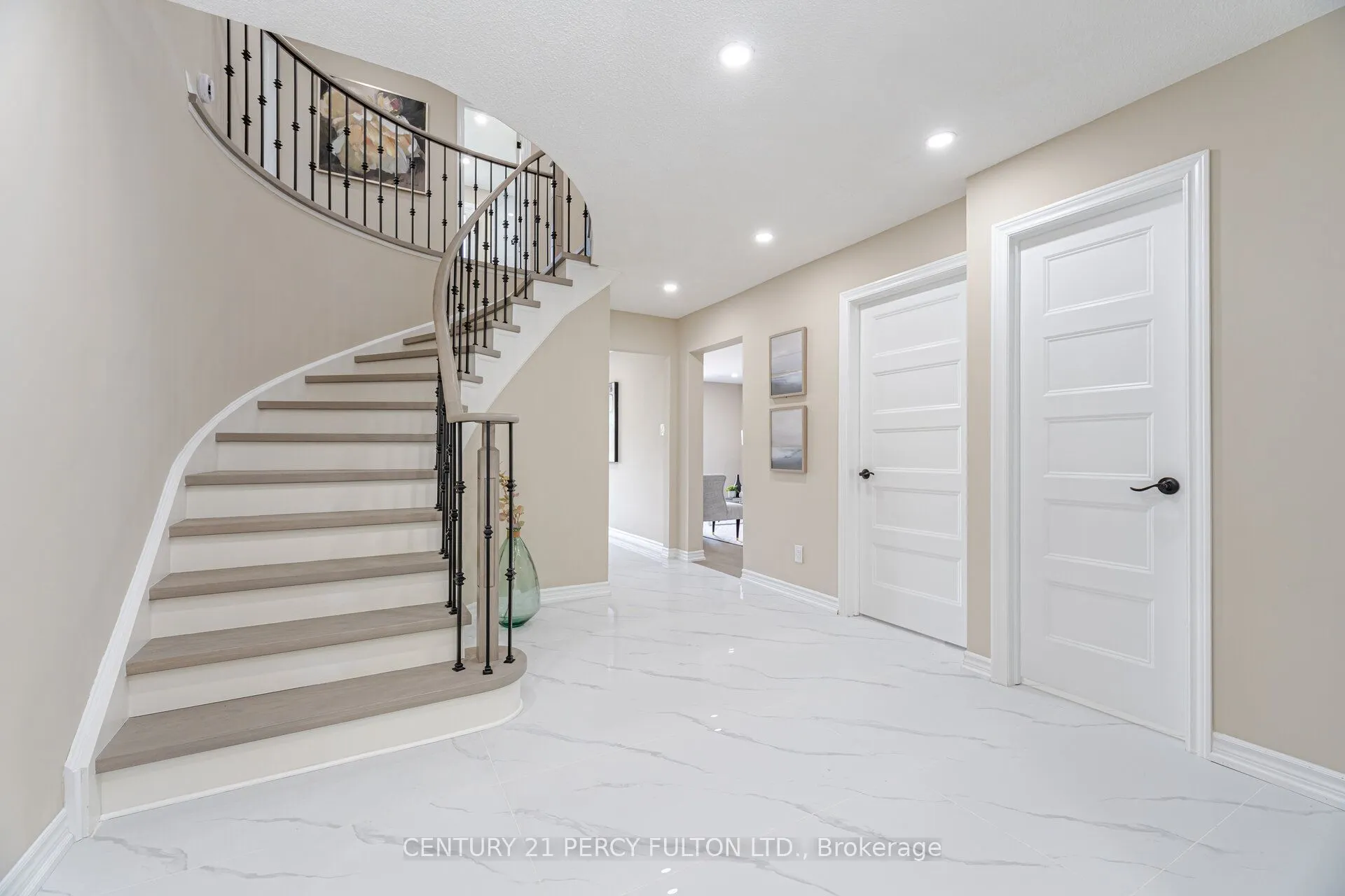6 Bray Drive