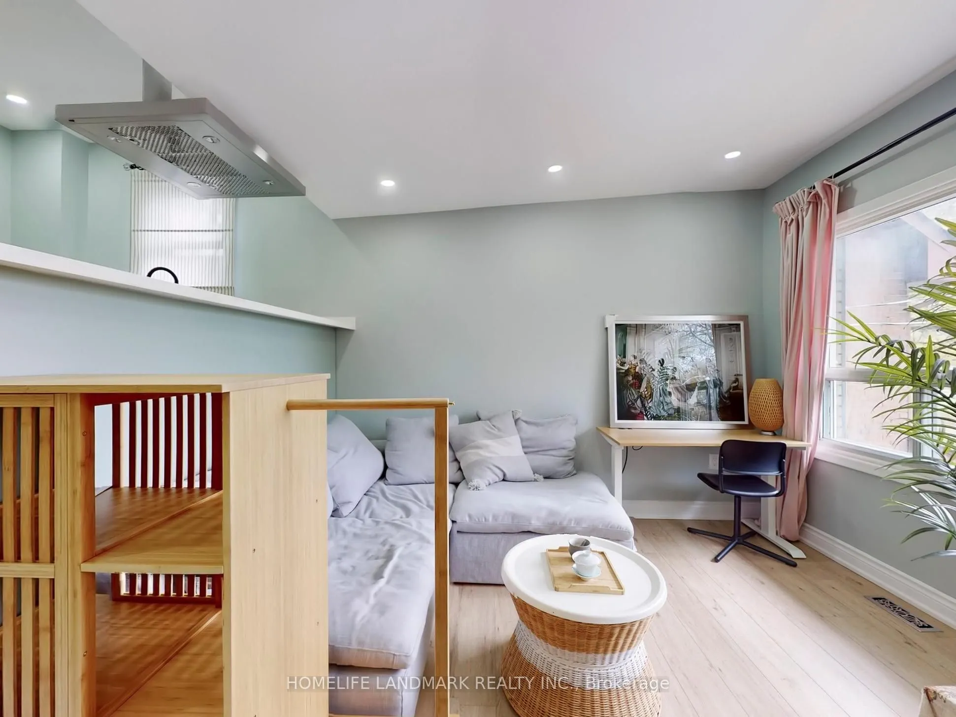 24 Kewbeach Avenue