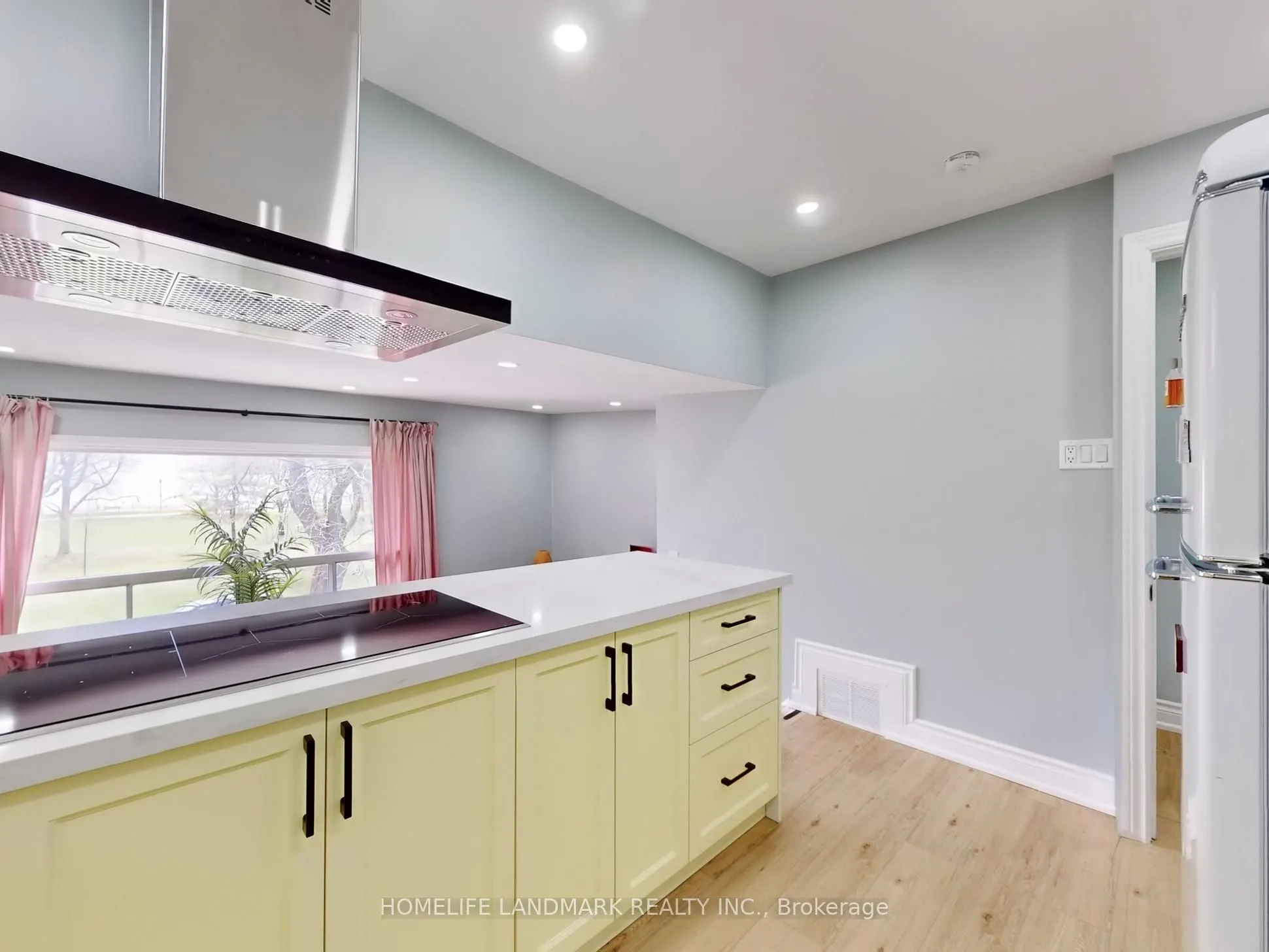 24 Kewbeach Avenue