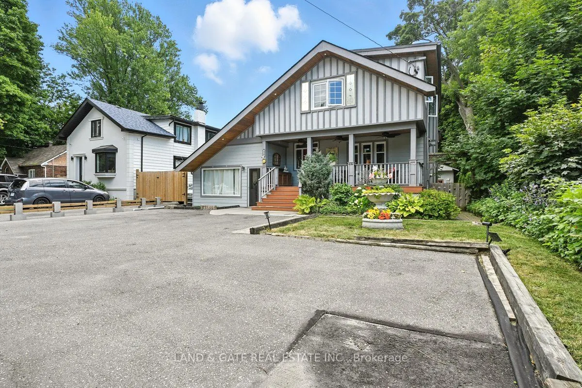 519 Kingston Road W