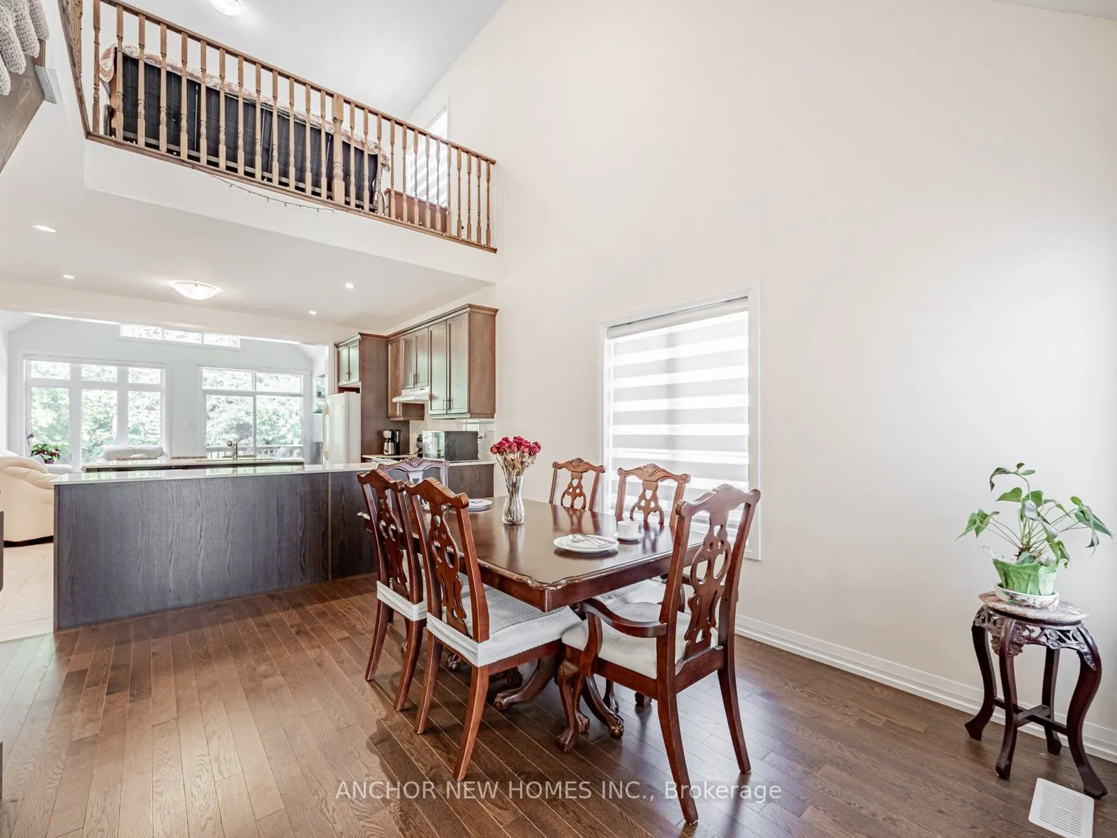 62 Holtby Court W