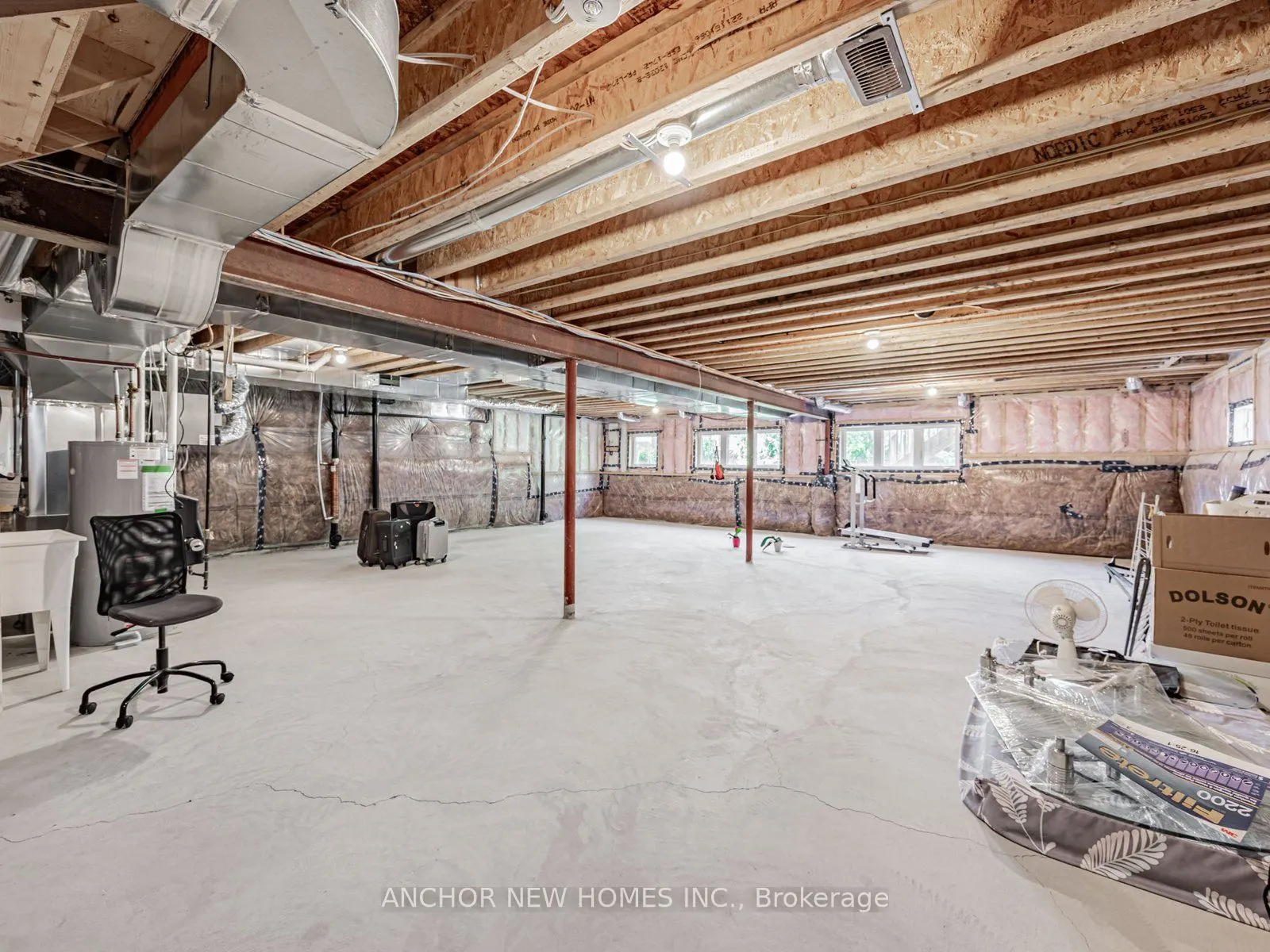 62 Holtby Court W