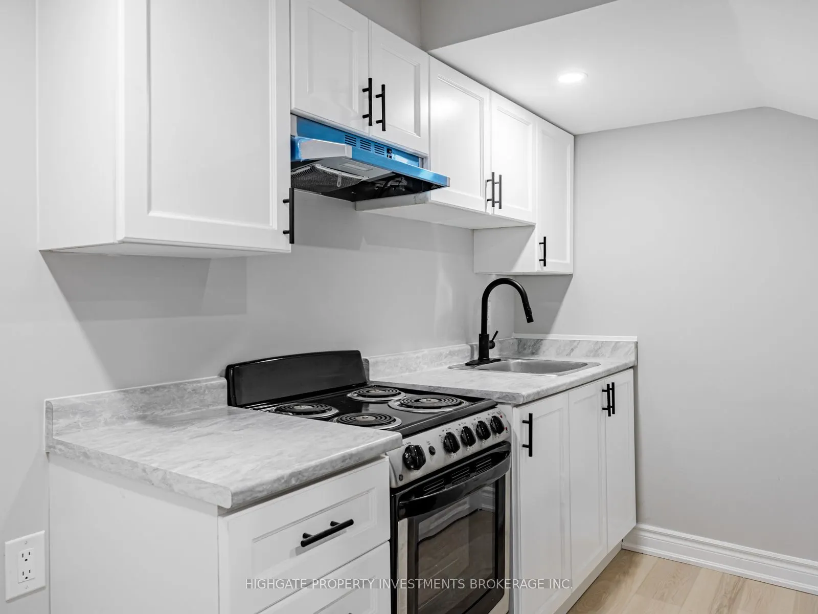 6 Harper Hill Drive, #Baseement