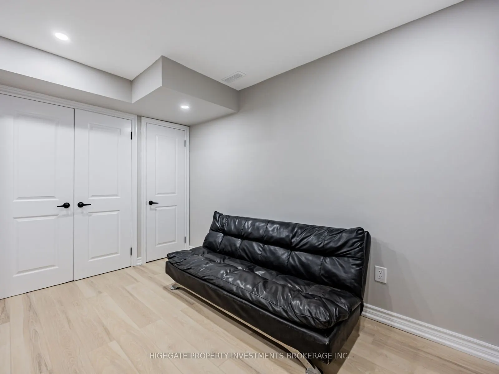 6 Harper Hill Drive, #Baseement