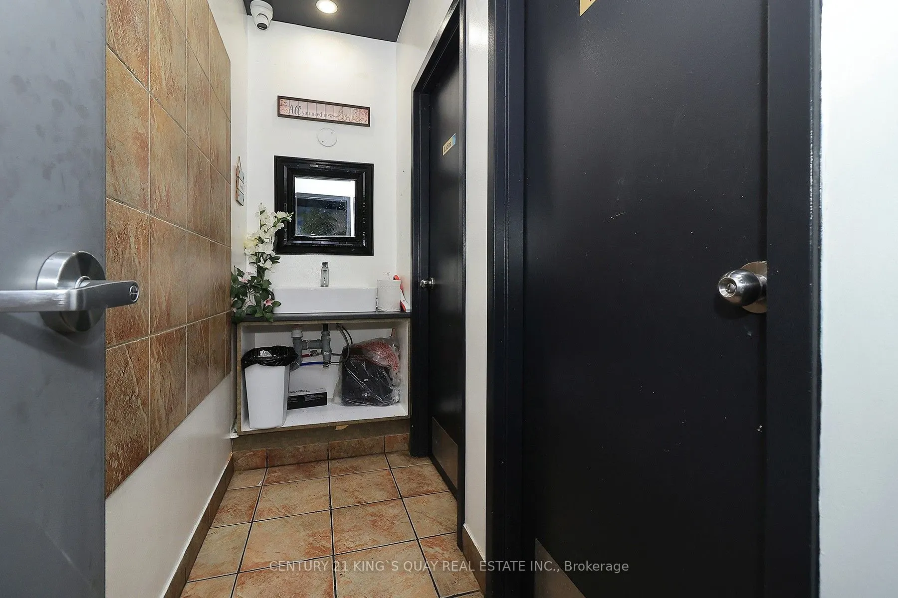 8 Glen Watford Drive, #G8