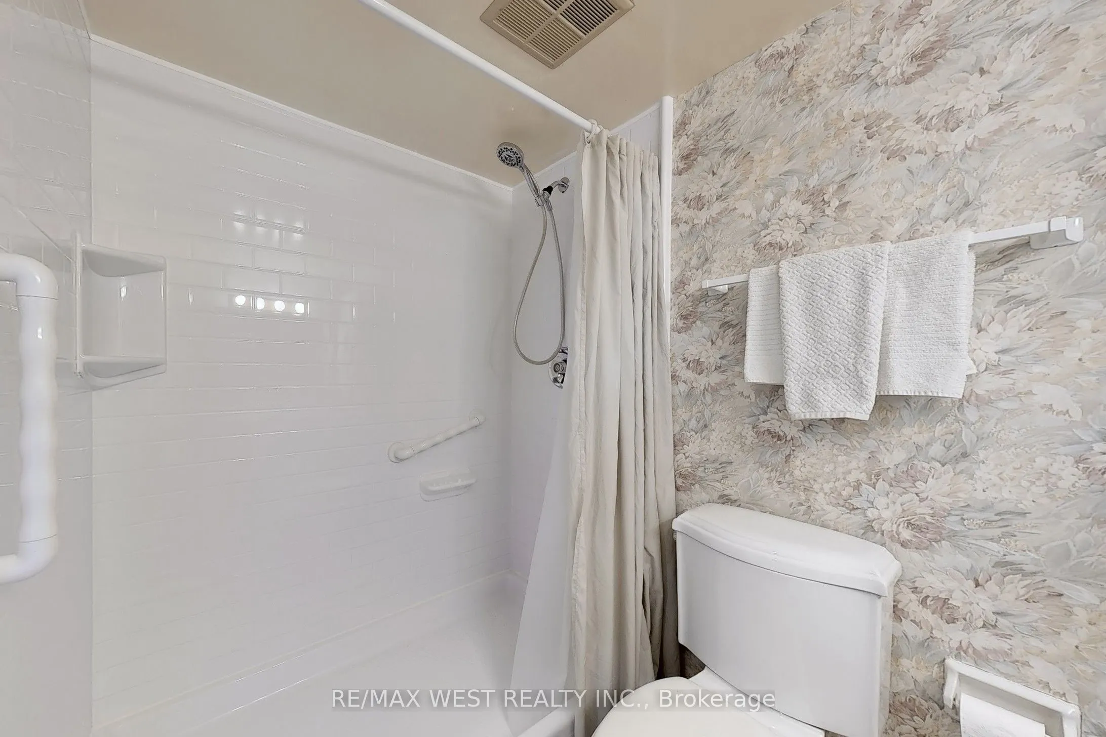 44 Falby Court, #1207