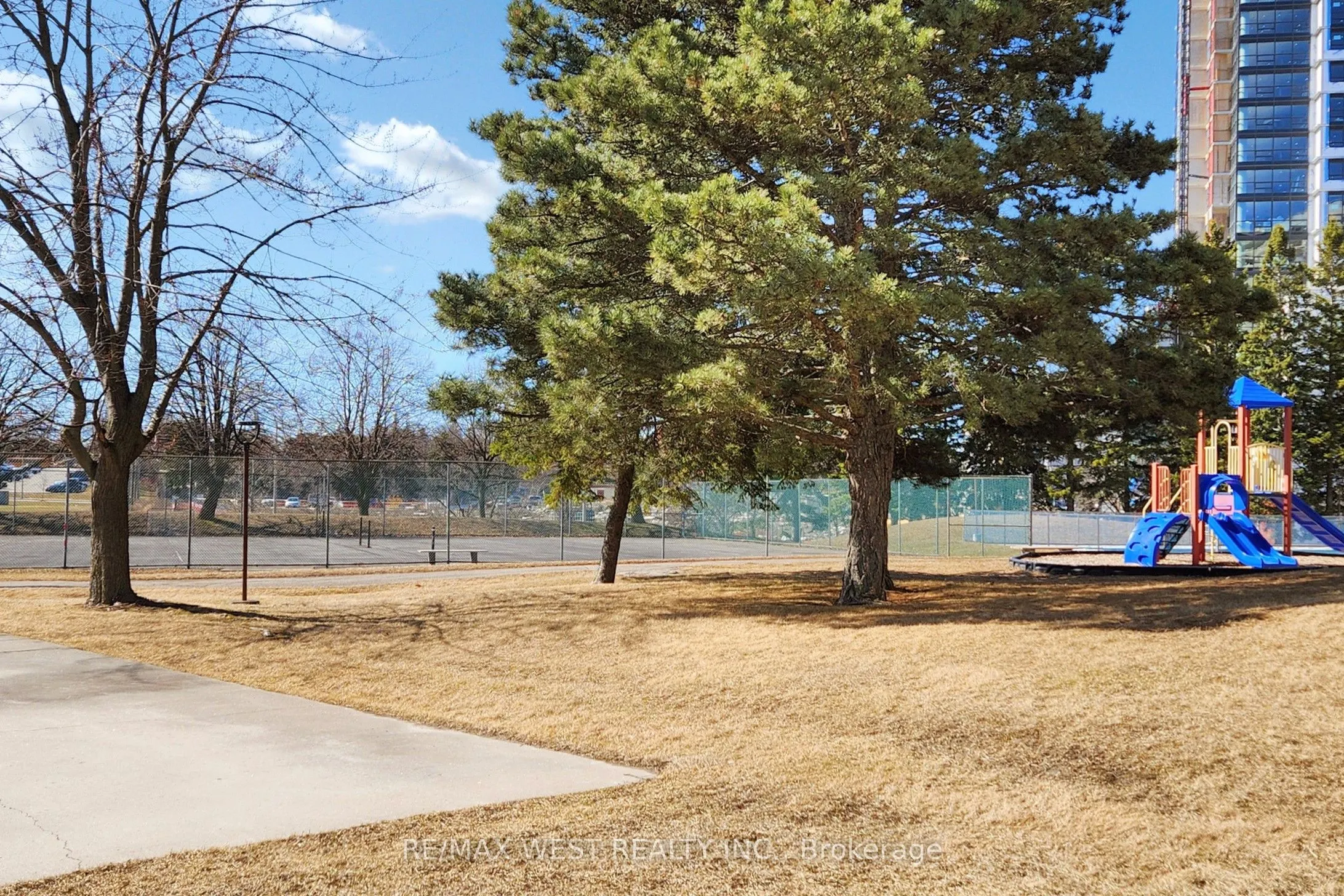 44 Falby Court, #1207