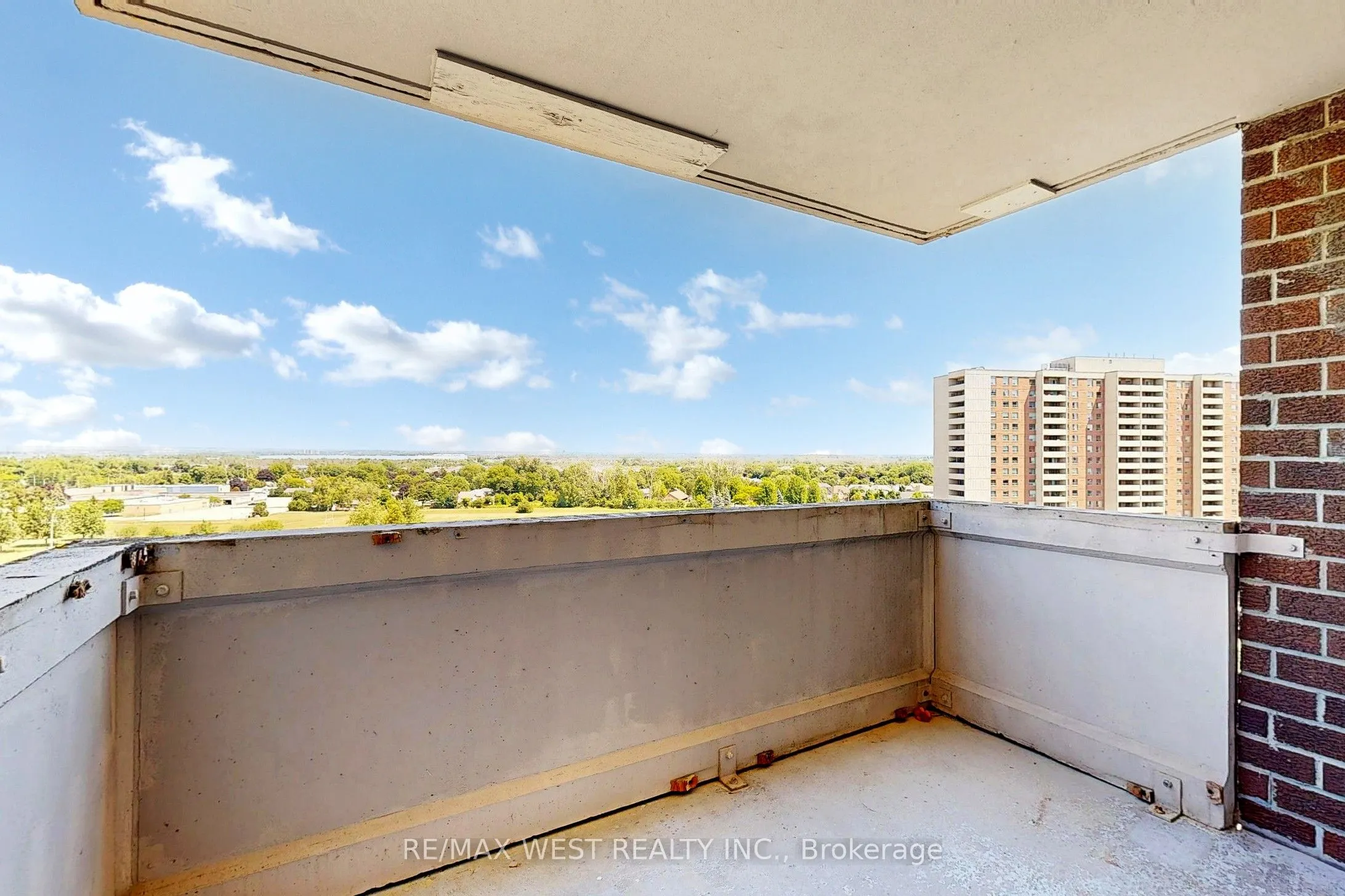 44 Falby Court, #1207