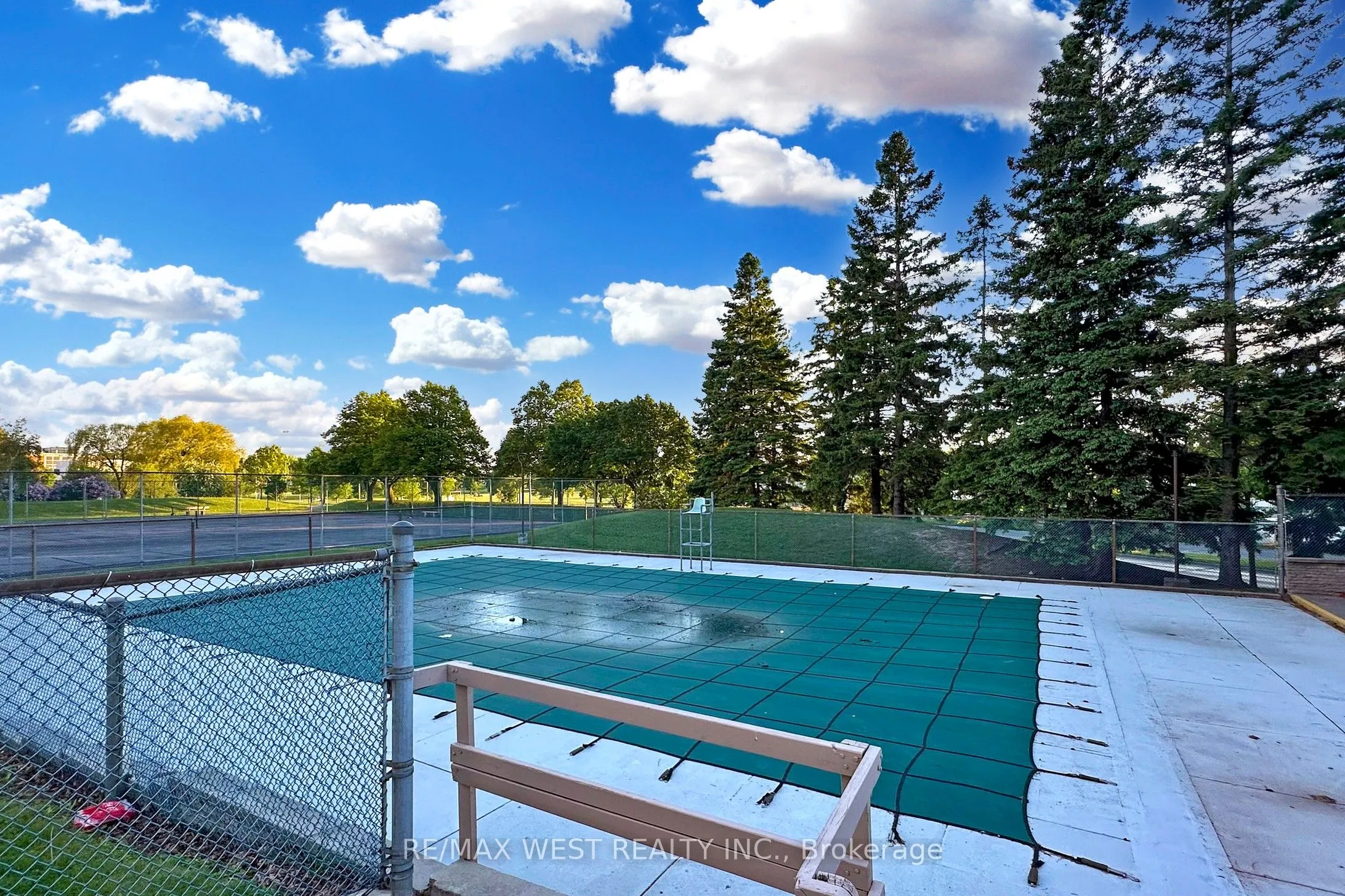 44 Falby Court, #1207