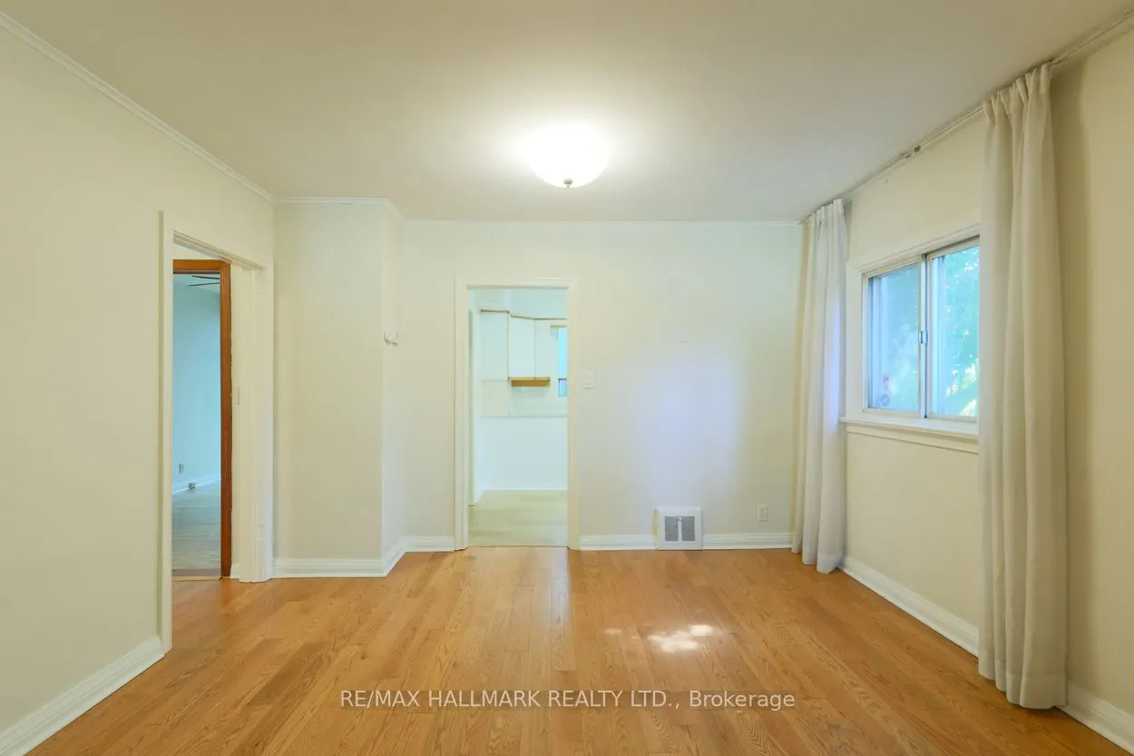 22 Latham Avenue