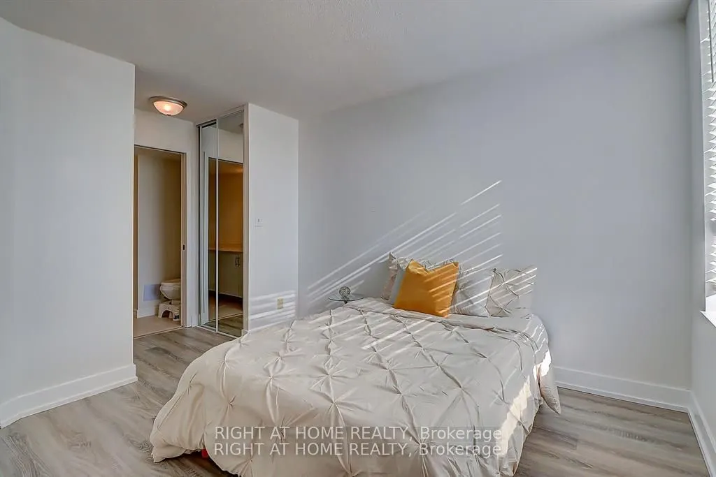 1625 Pickering Parkway, #404