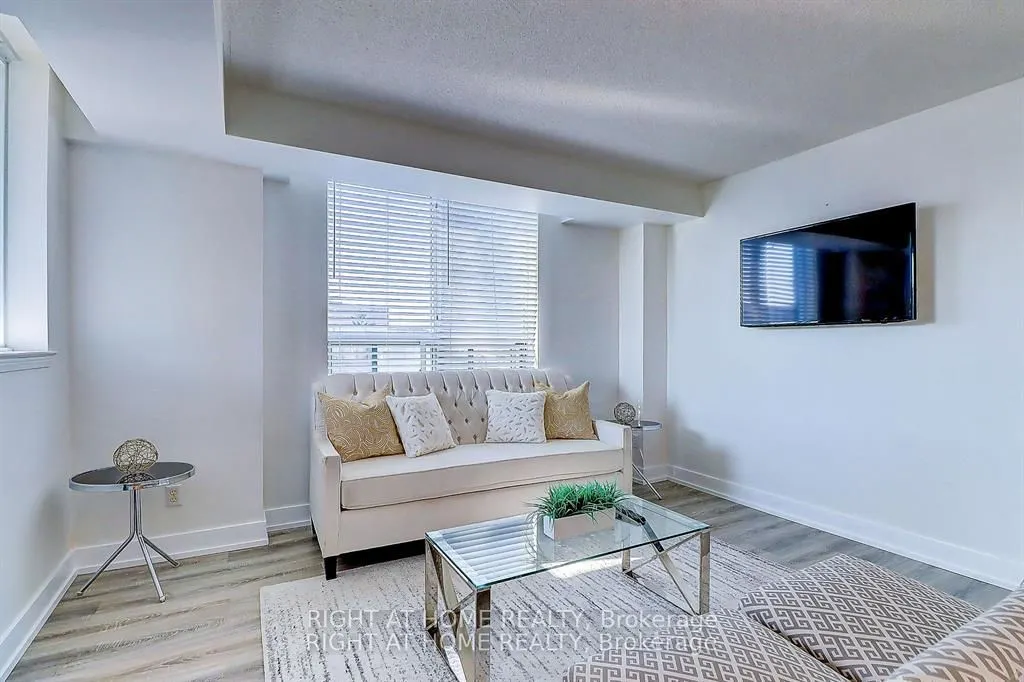 1625 Pickering Parkway, #404