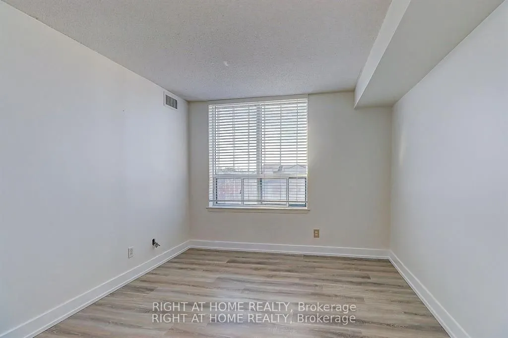 1625 Pickering Parkway, #404