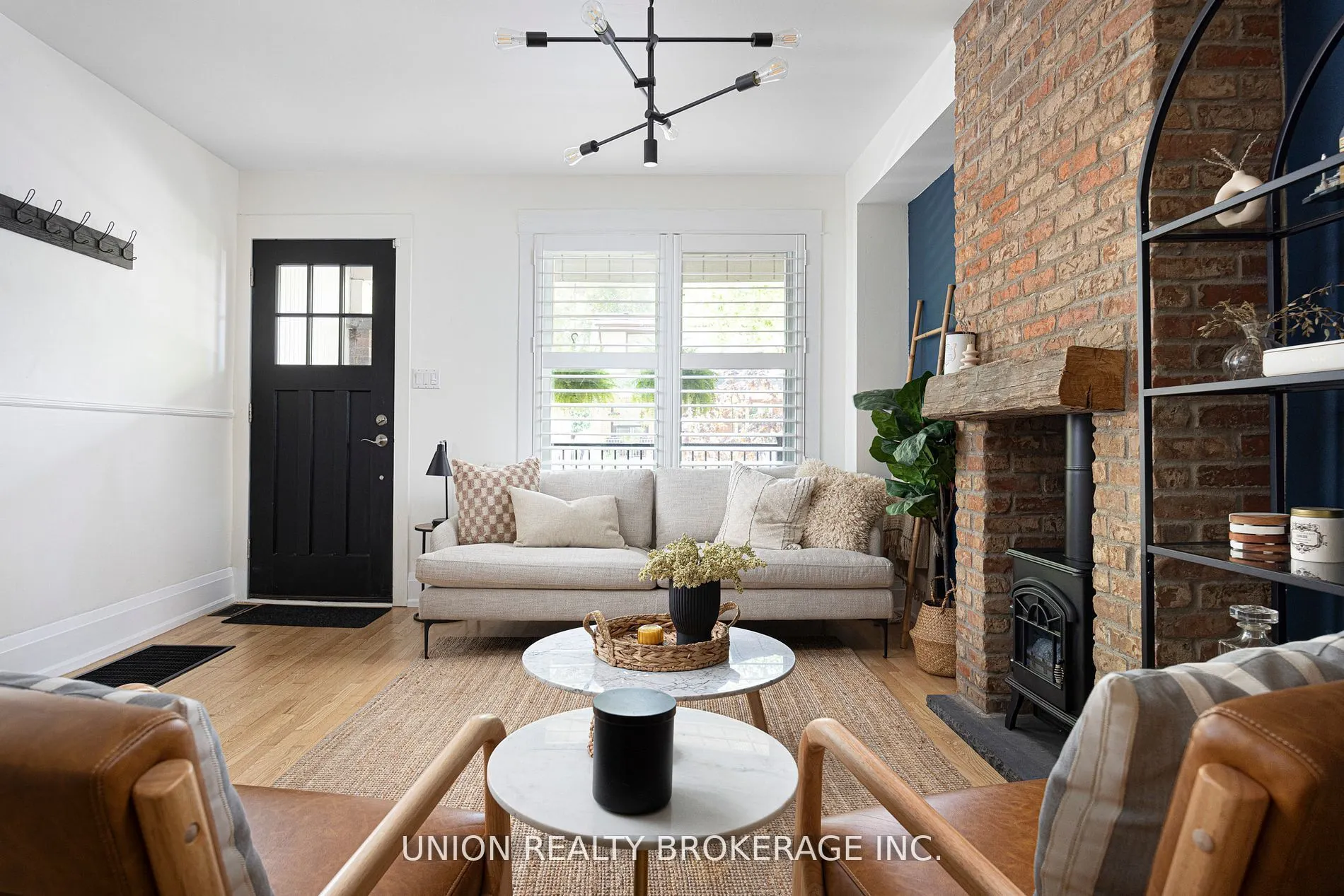 152 Milverton Boulevard