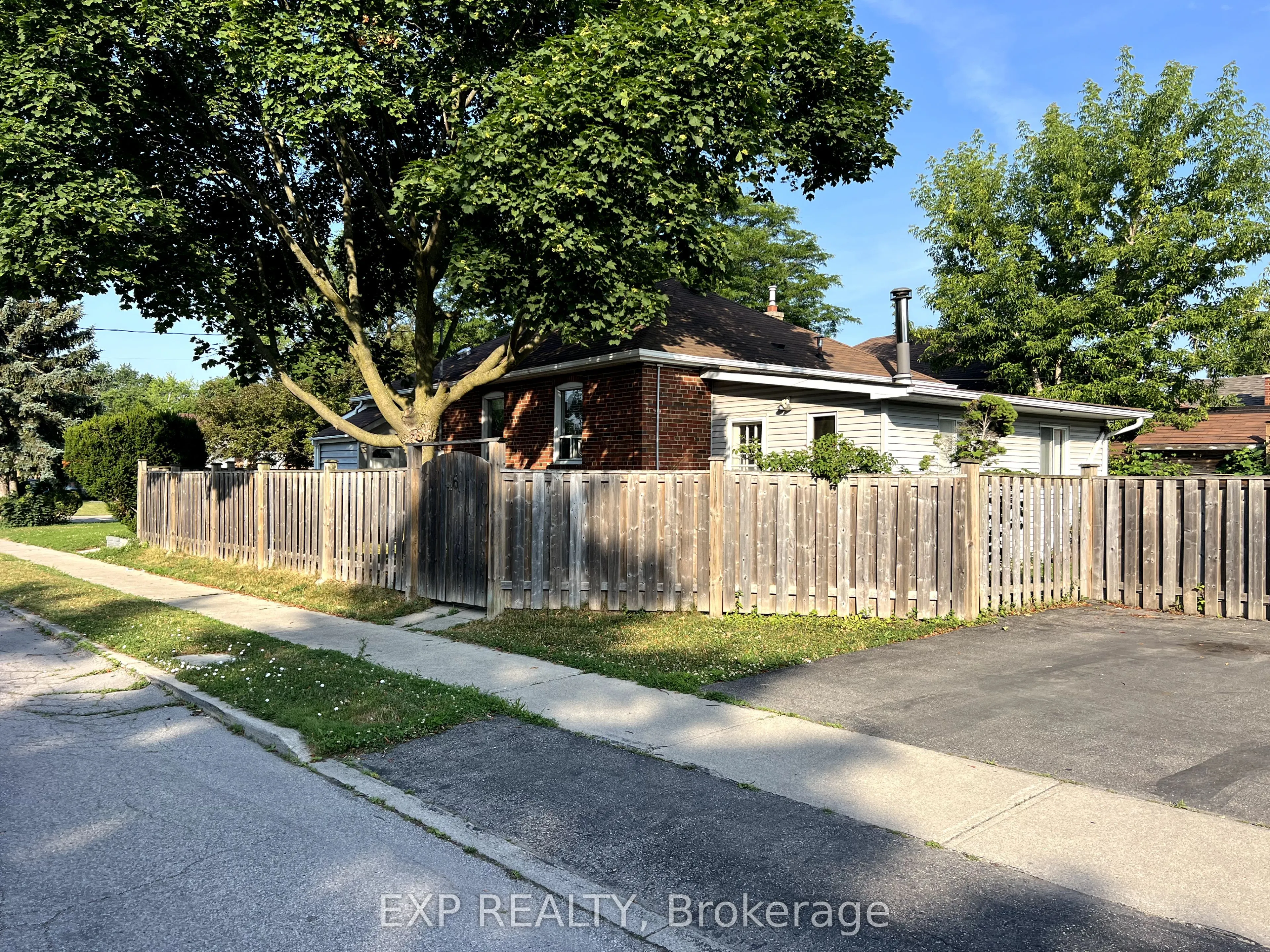 46 Ilfracombe Crescent
