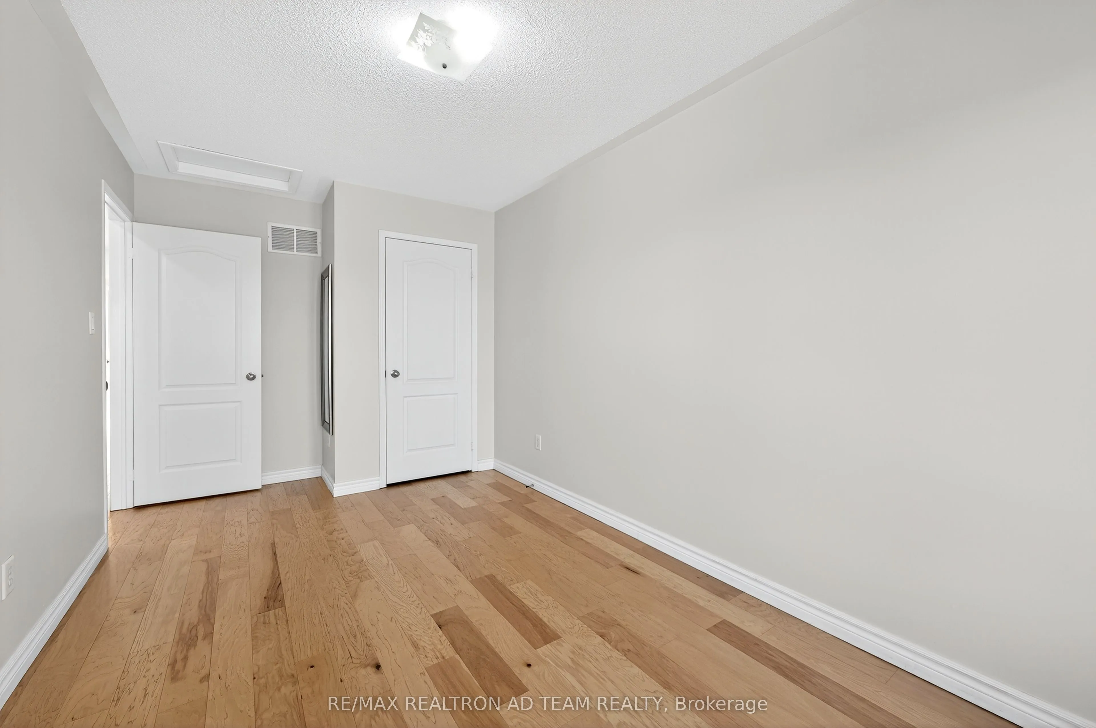 34 Unsworth Crescent
