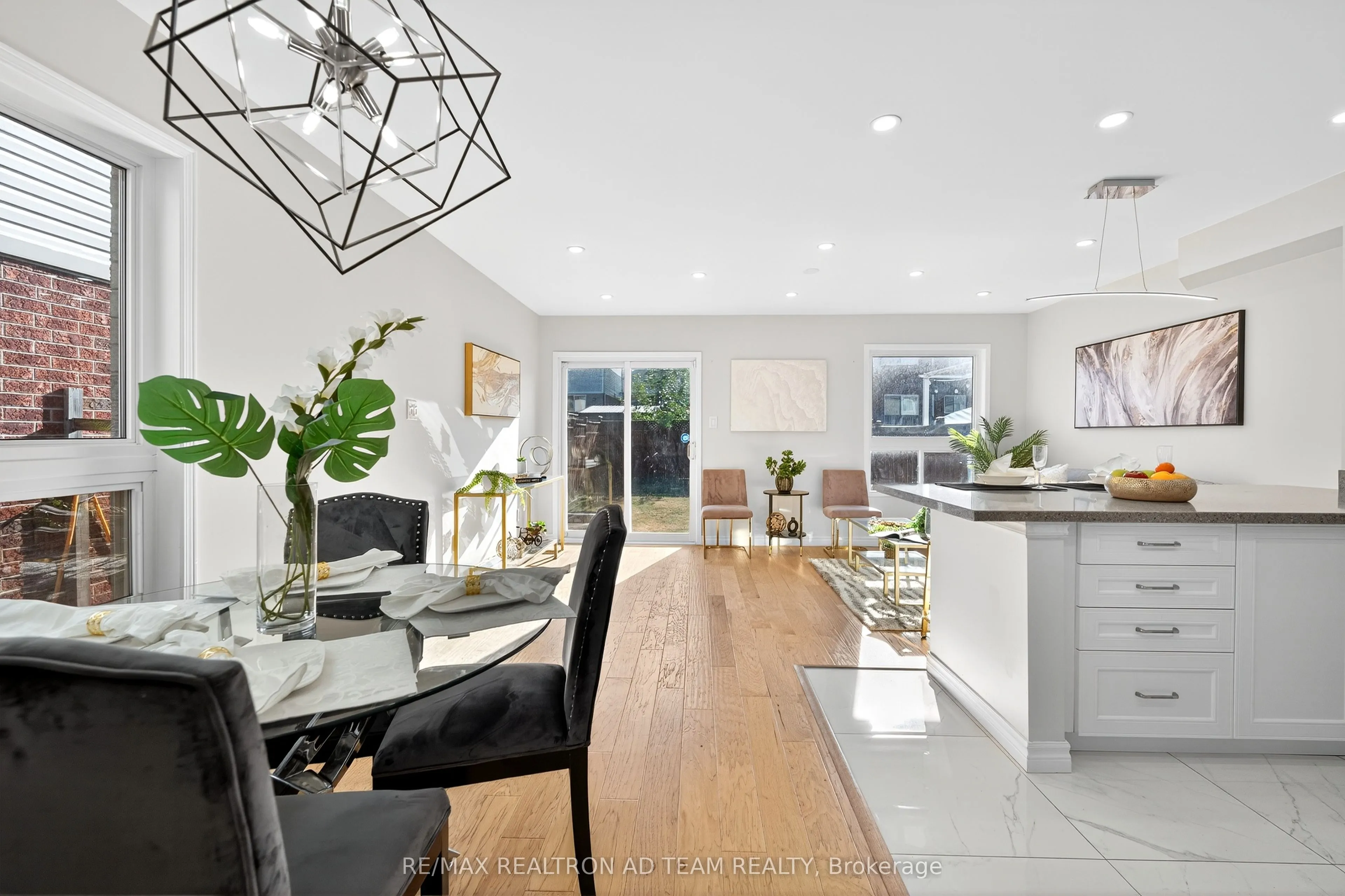 34 Unsworth Crescent
