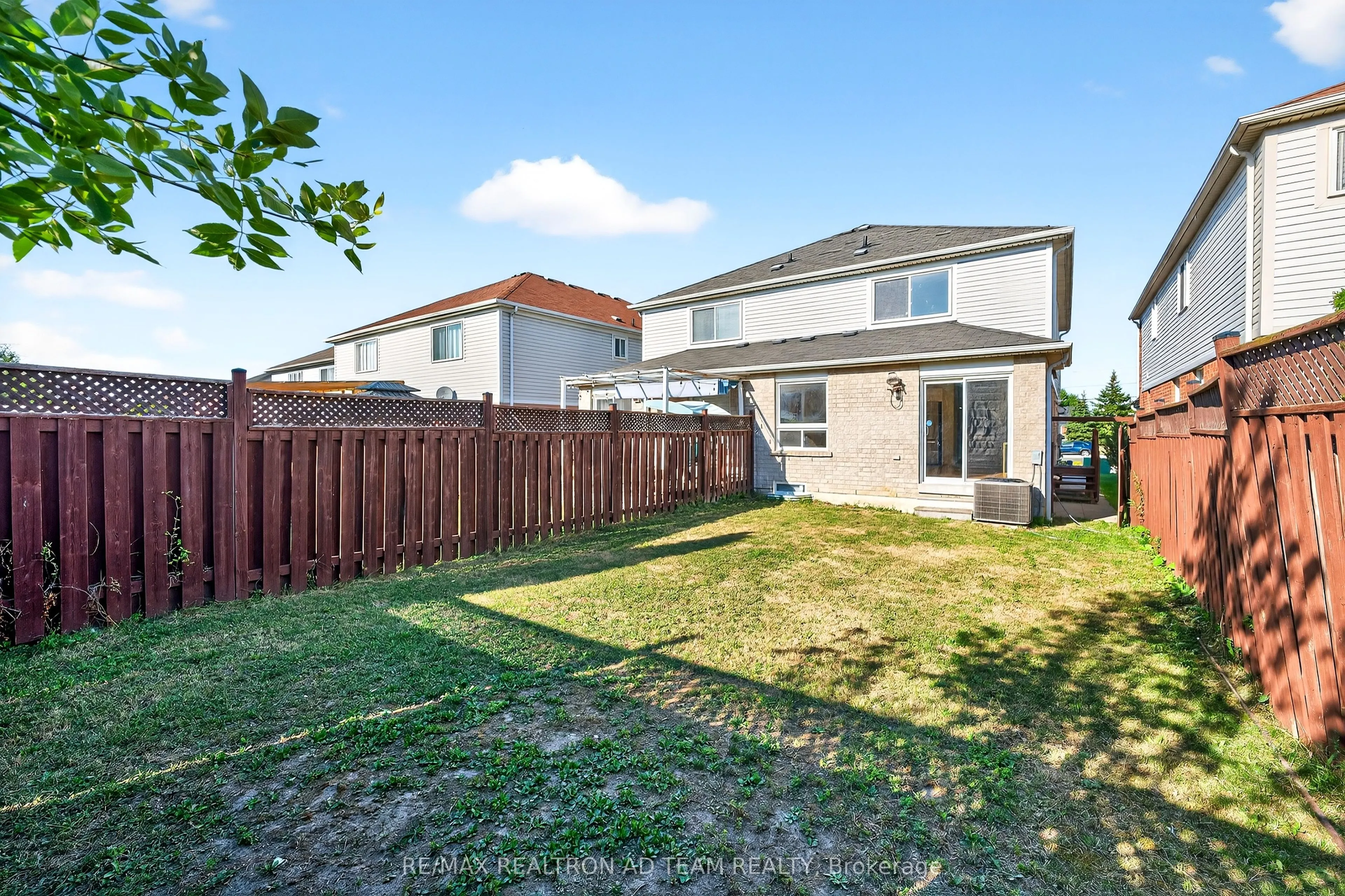 34 Unsworth Crescent
