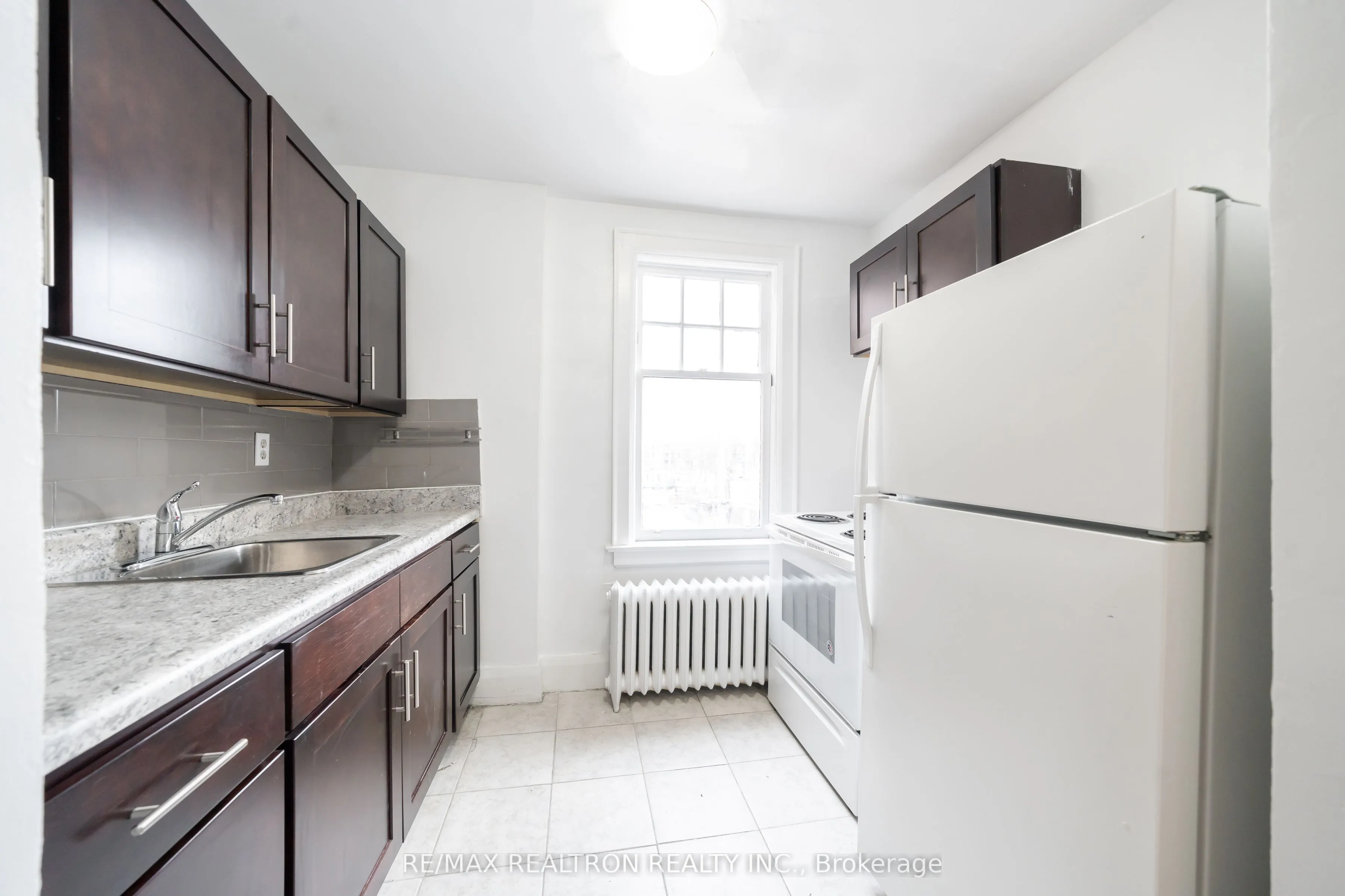 10 Kingston Road, #95