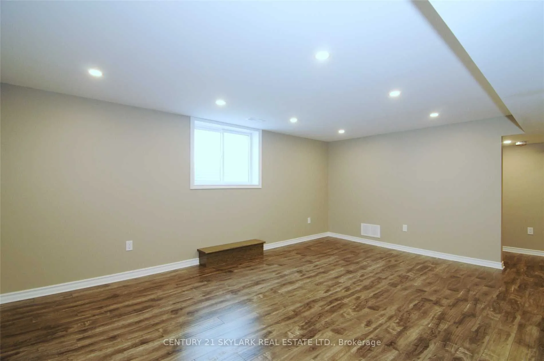 811A Helen Crescent