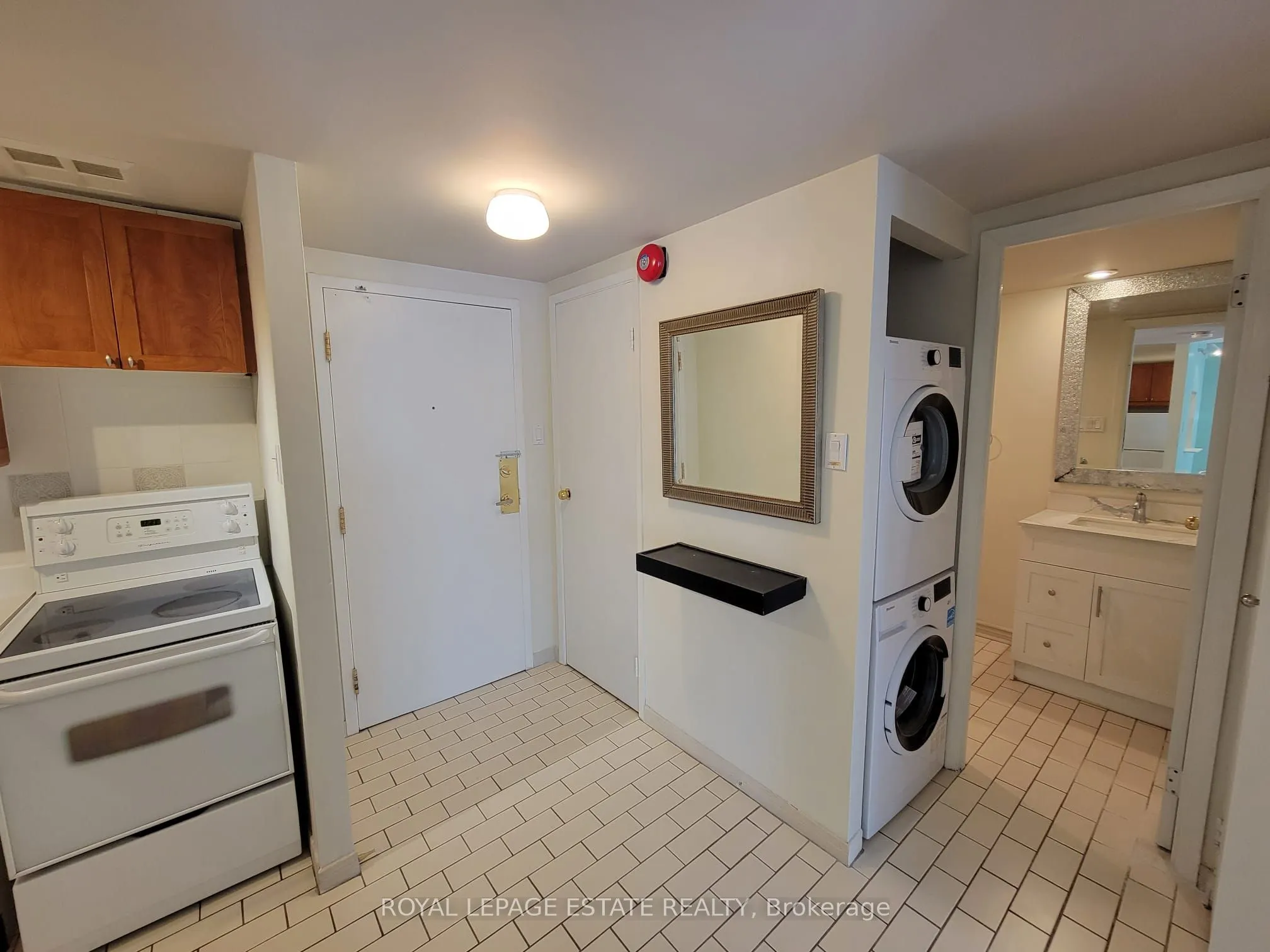 61 Main Street, #105
