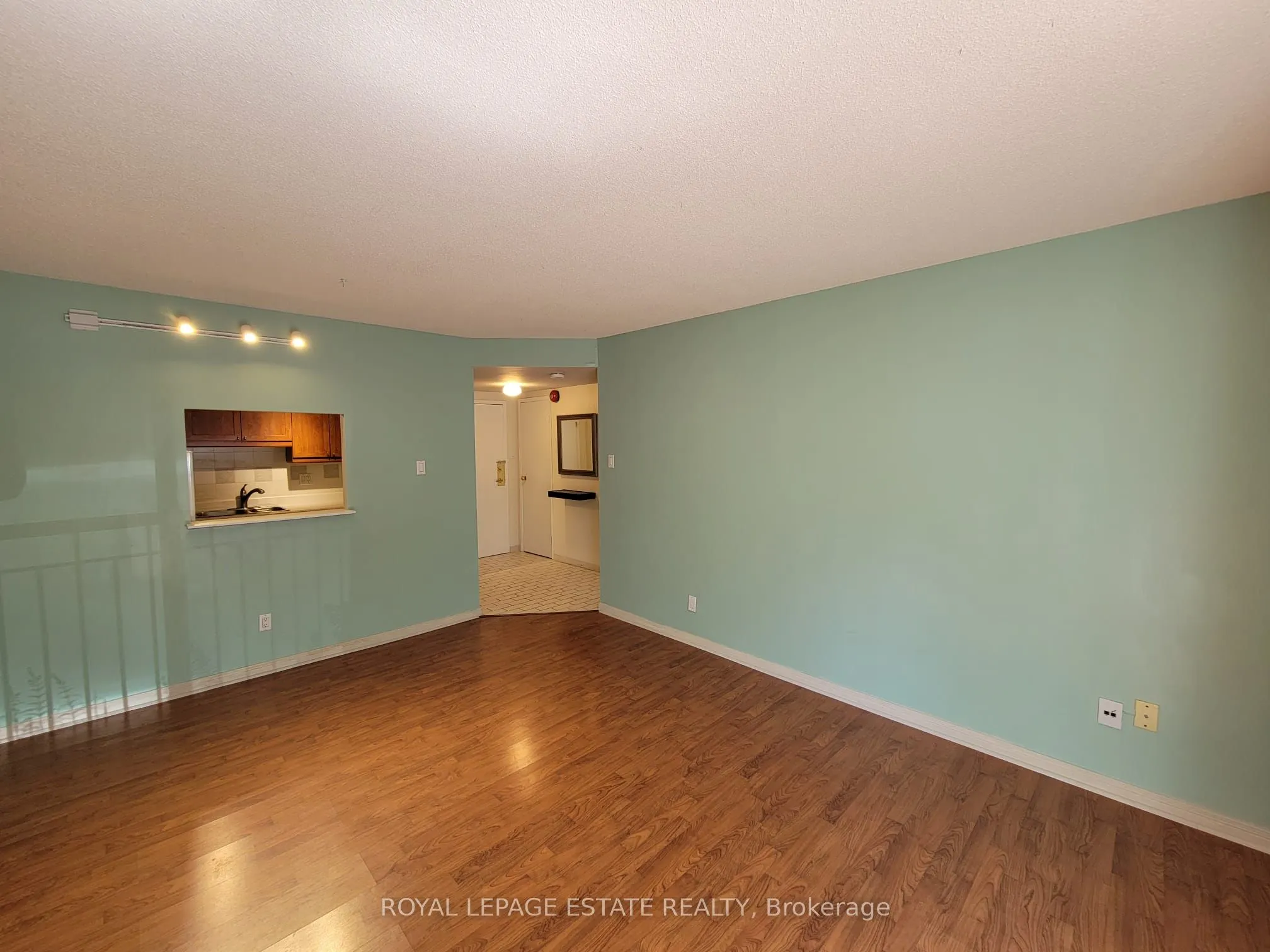 61 Main Street, #105