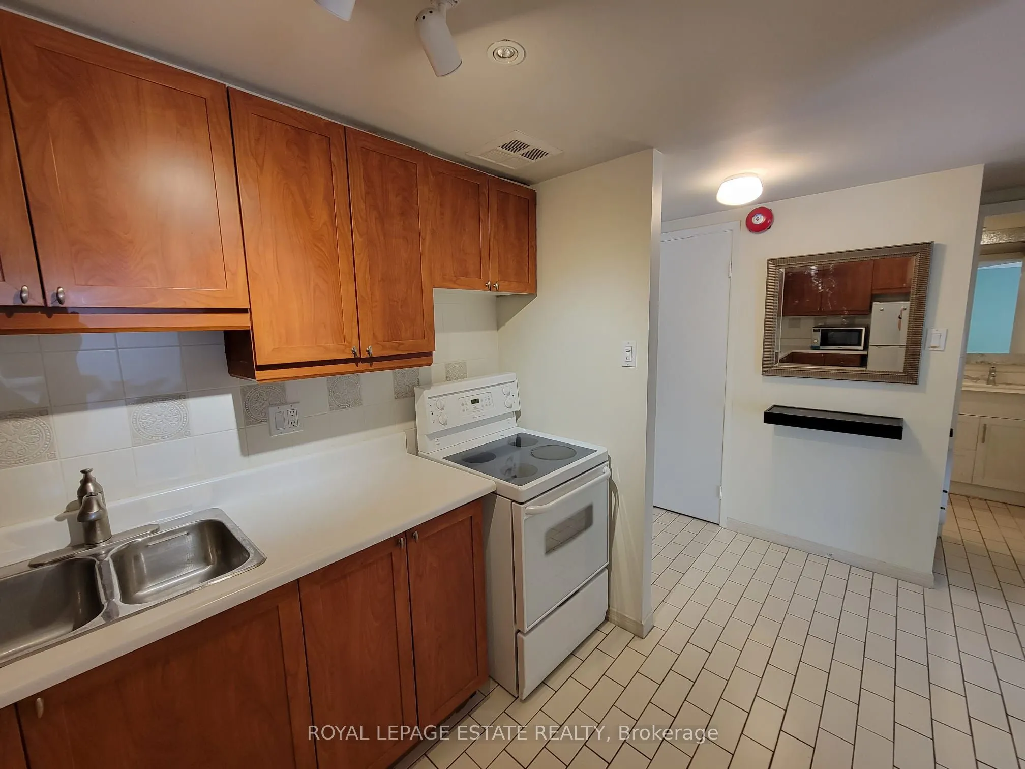 61 Main Street, #105