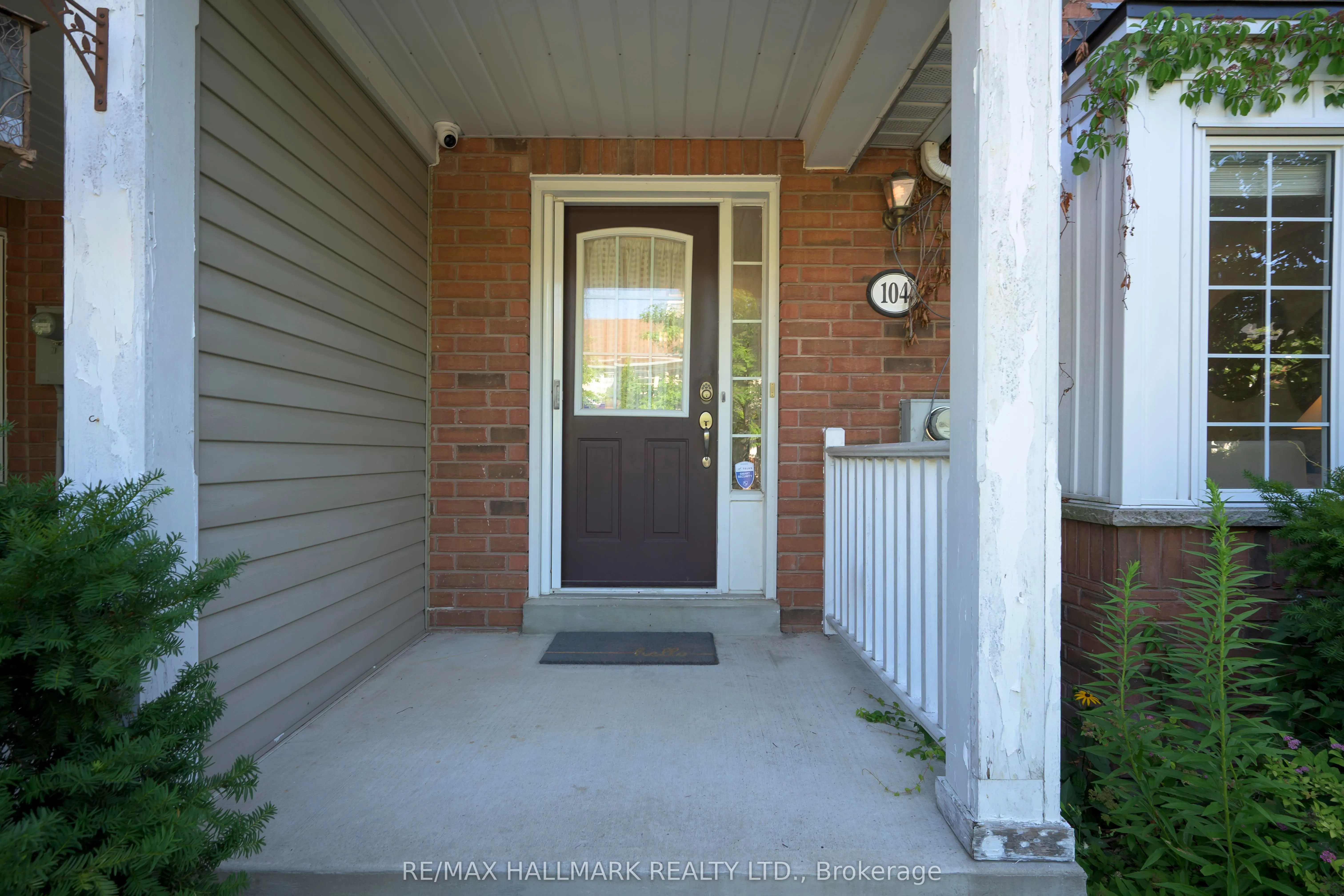 104 Warwick Avenue