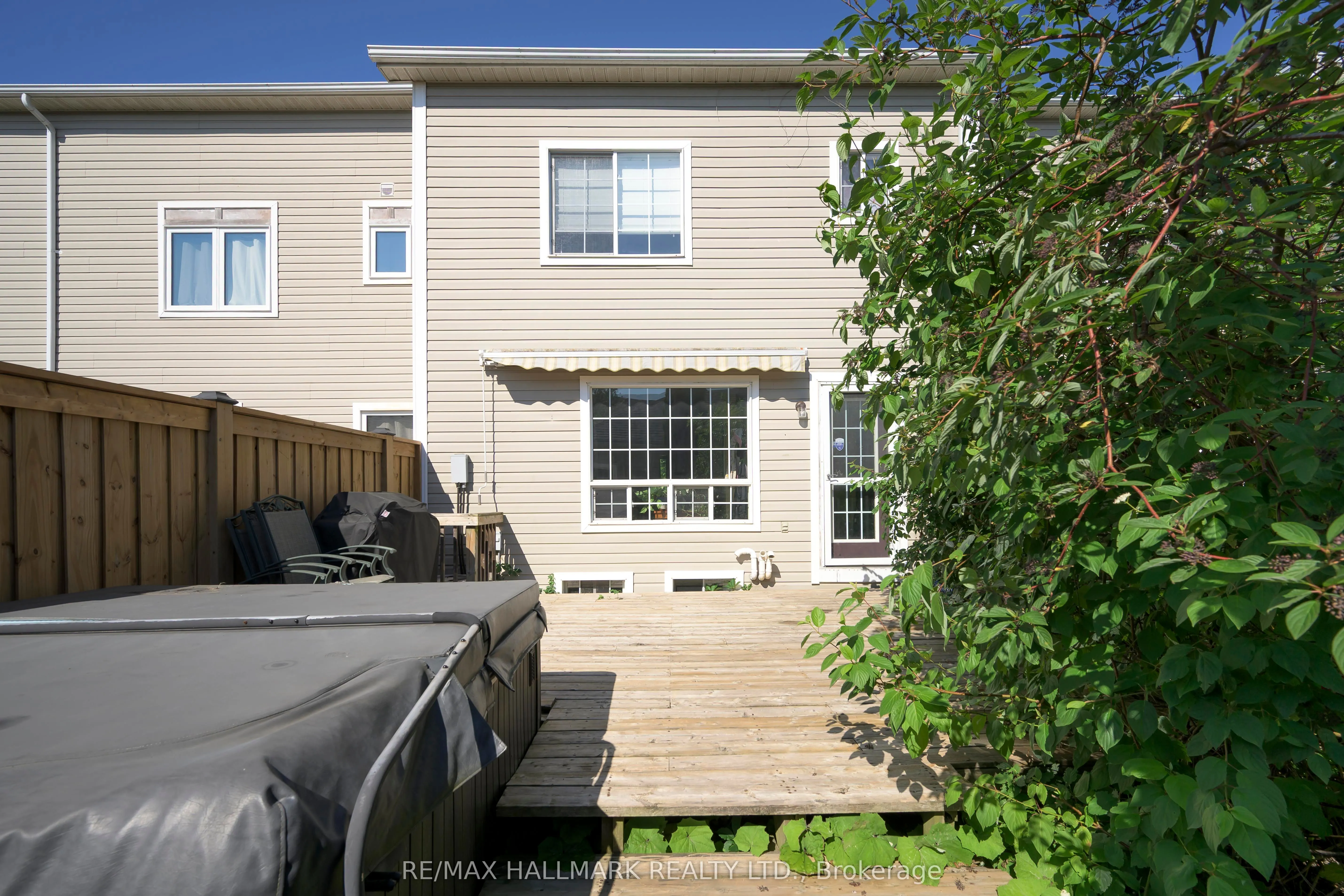 104 Warwick Avenue