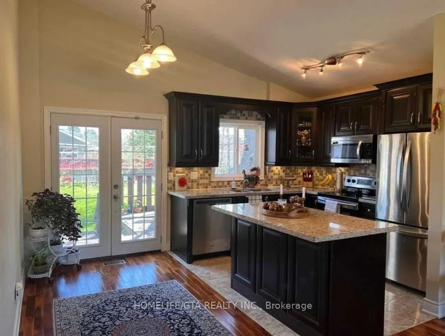 23 Benfrisco Crescent