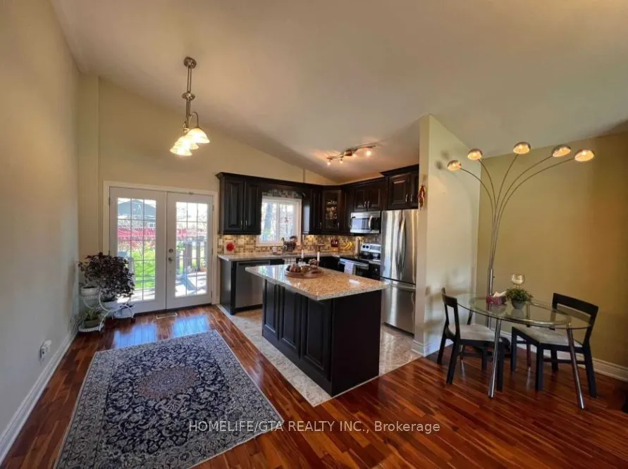 23 Benfrisco Crescent