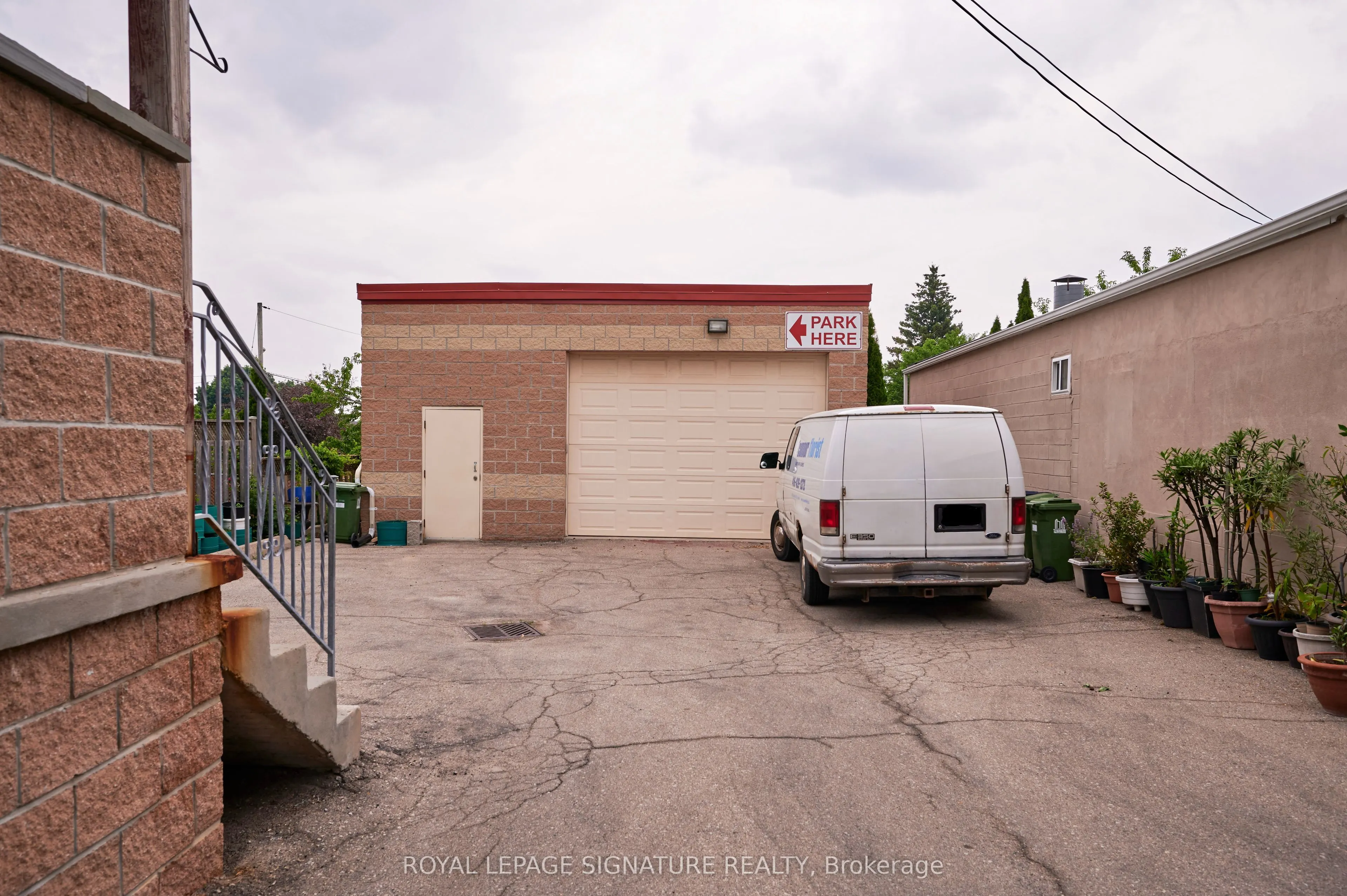 550 Danforth Road