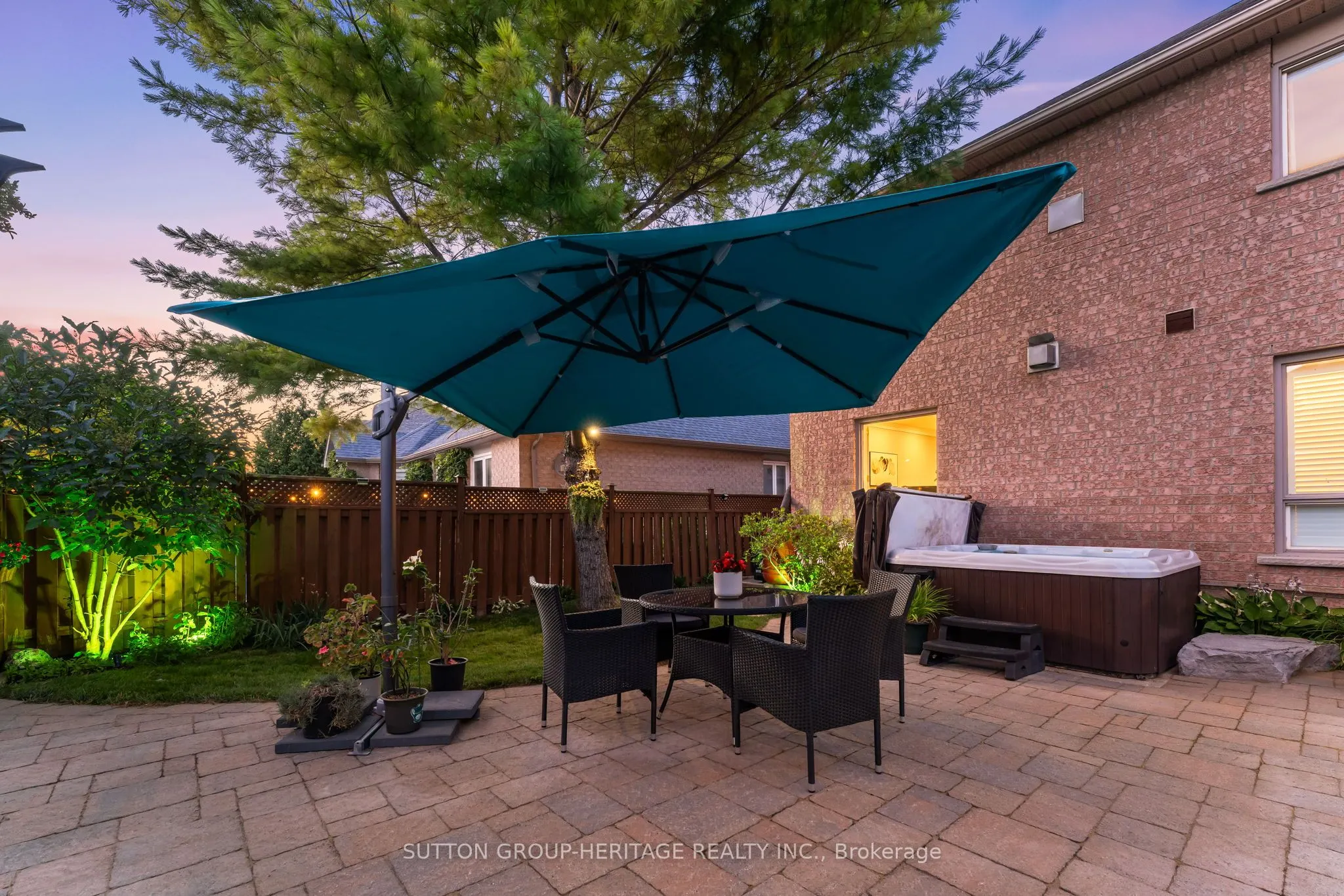 2300 Abbott Crescent