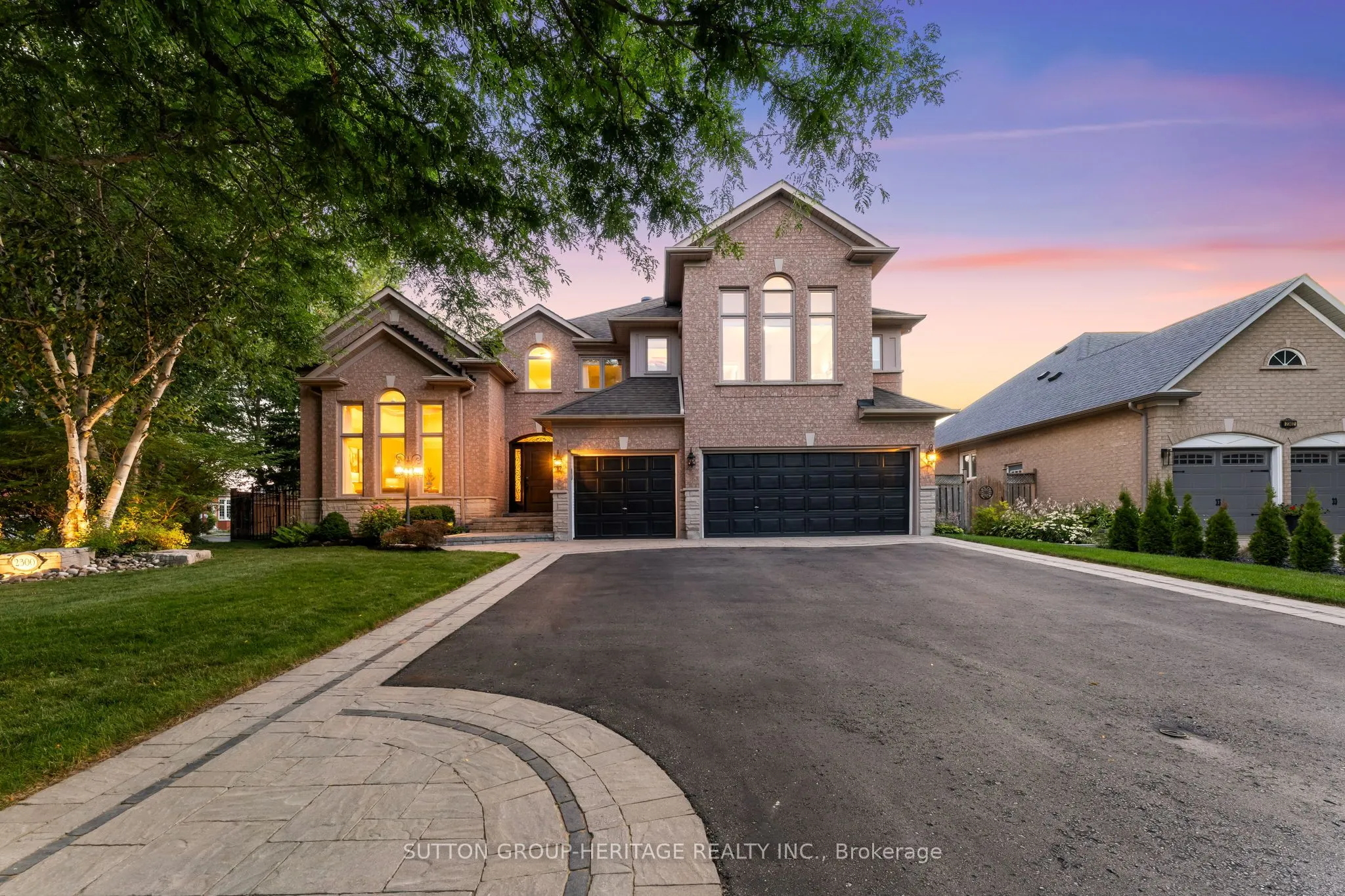 2300 Abbott Crescent