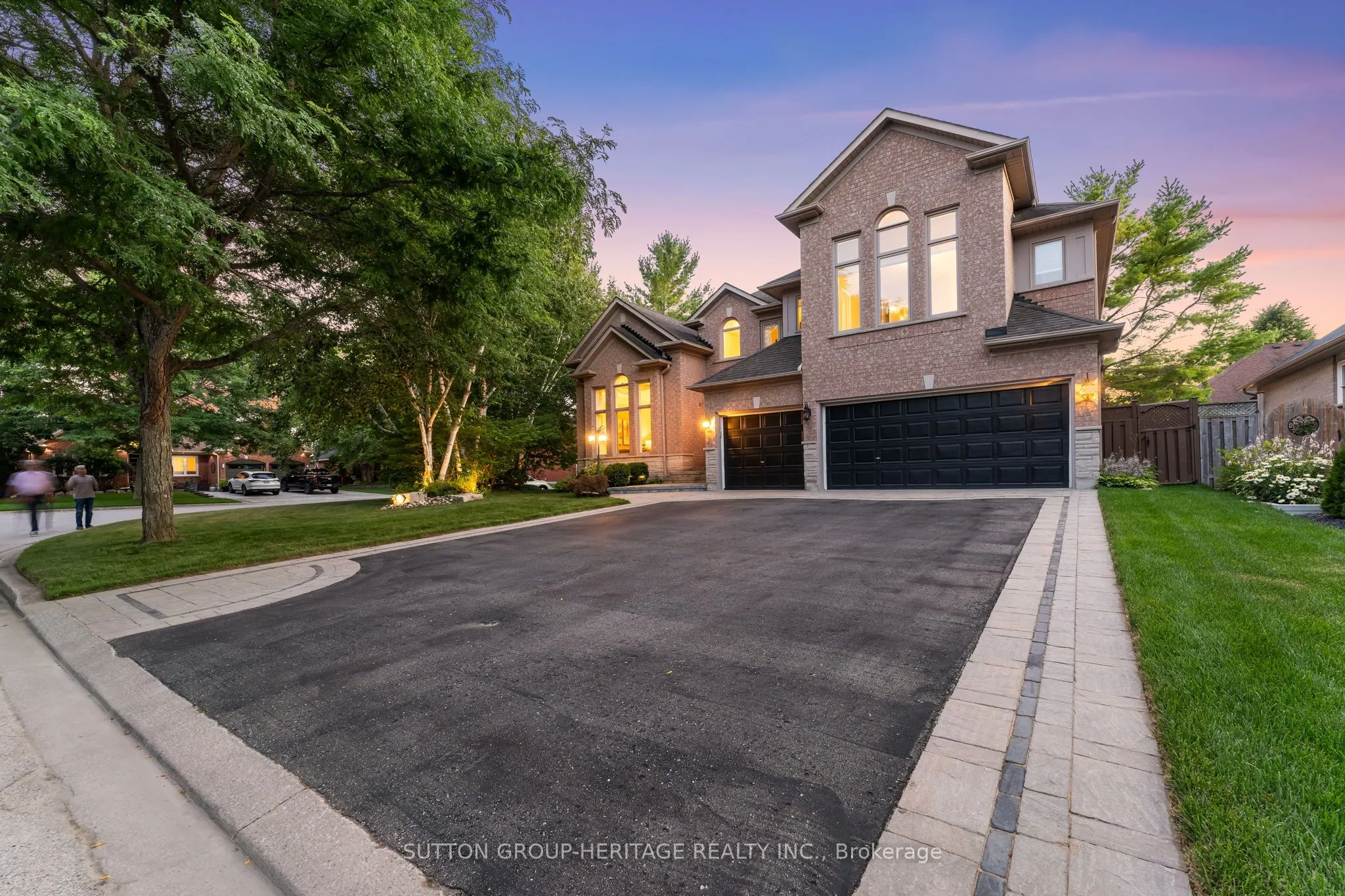 2300 Abbott Crescent