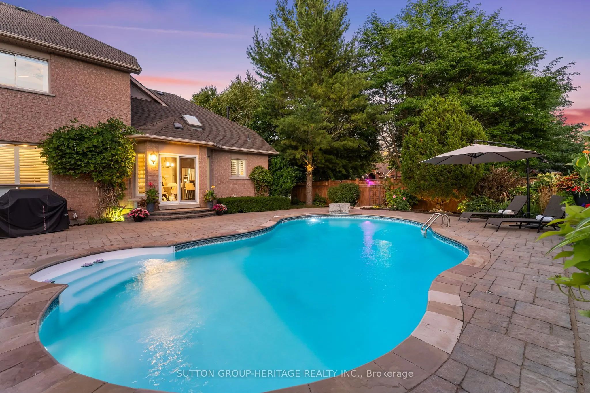 2300 Abbott Crescent
