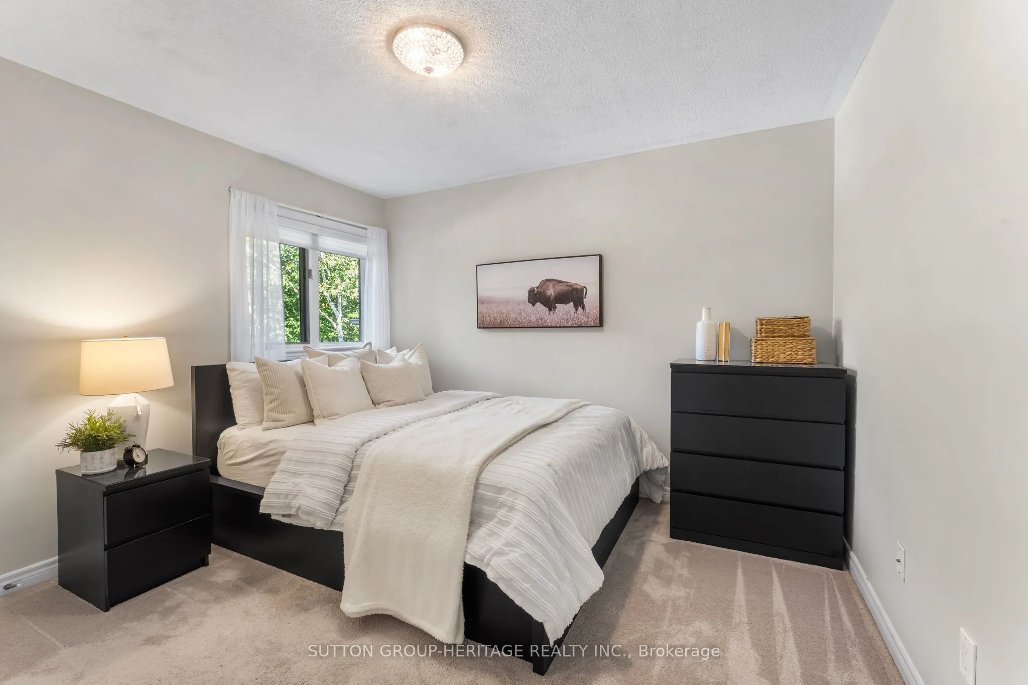2300 Abbott Crescent