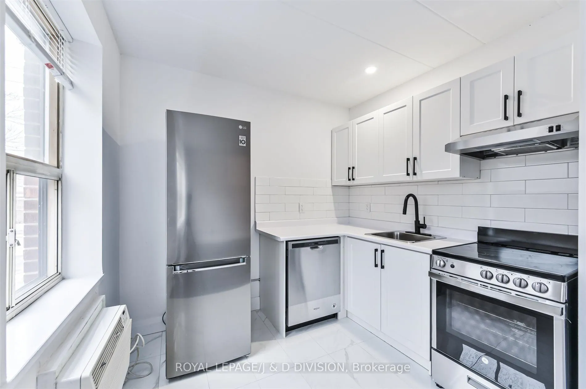 325 Sammon Avenue, #205