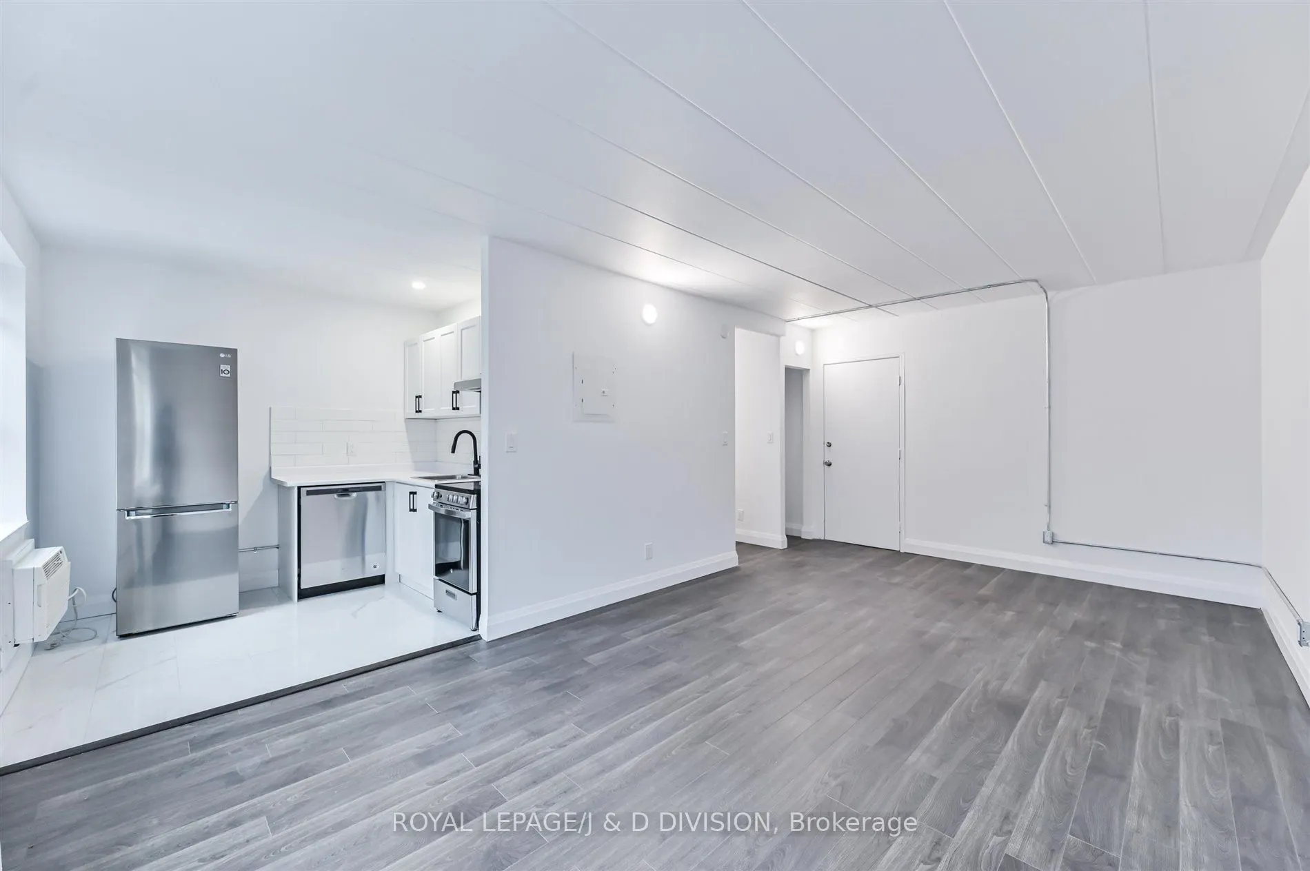 325 Sammon Avenue, #205