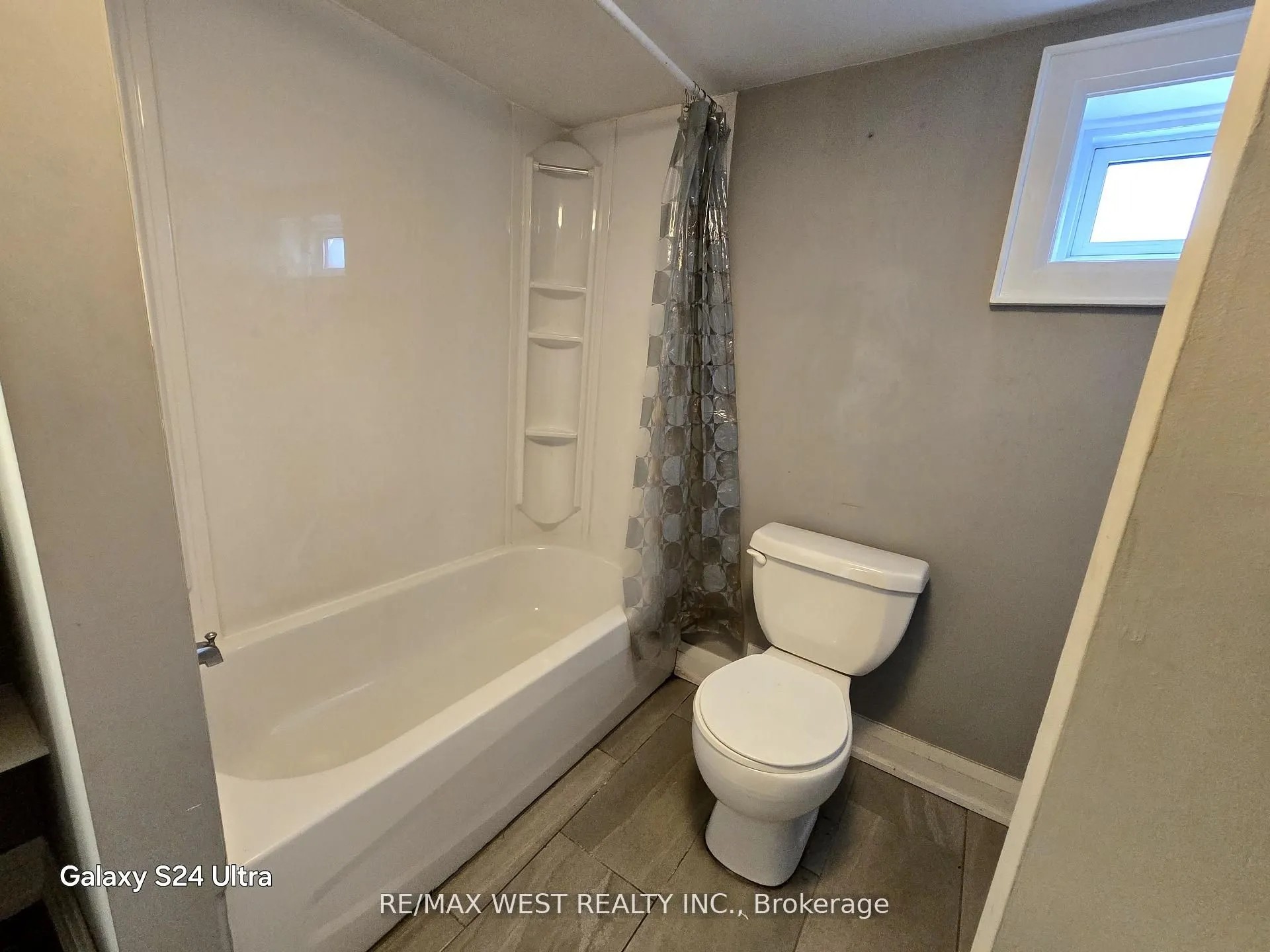 1402 Colmar Avenue, #Basement